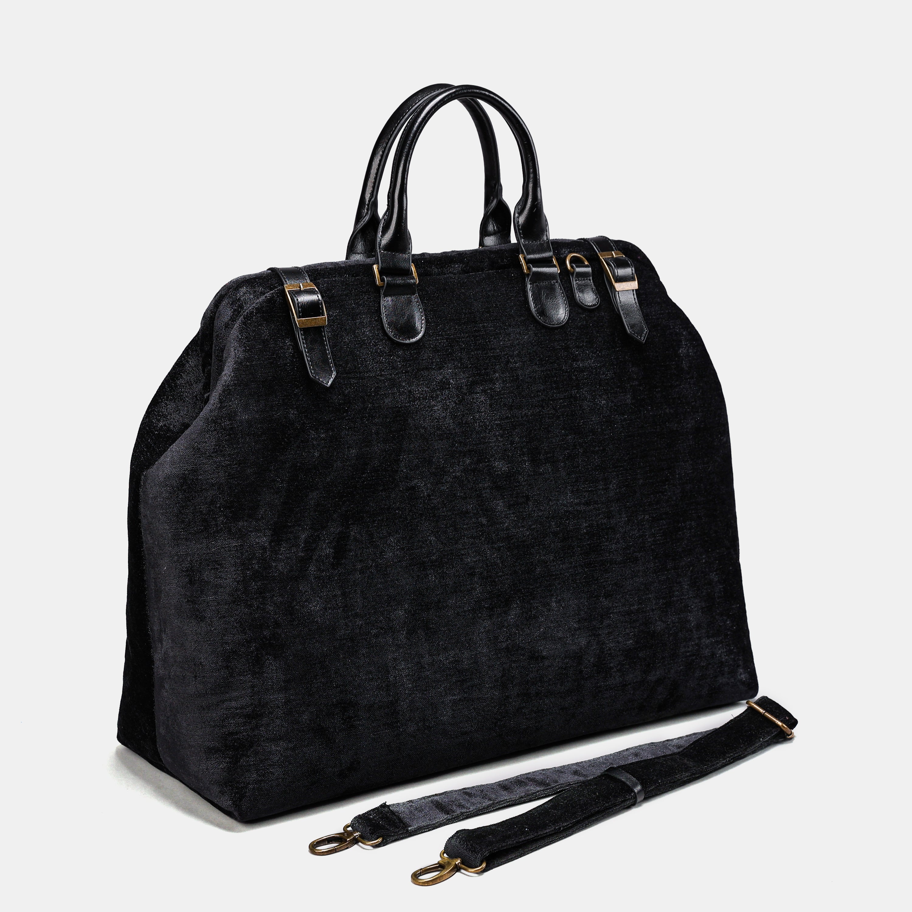 Black Men's Carpetbag of America main