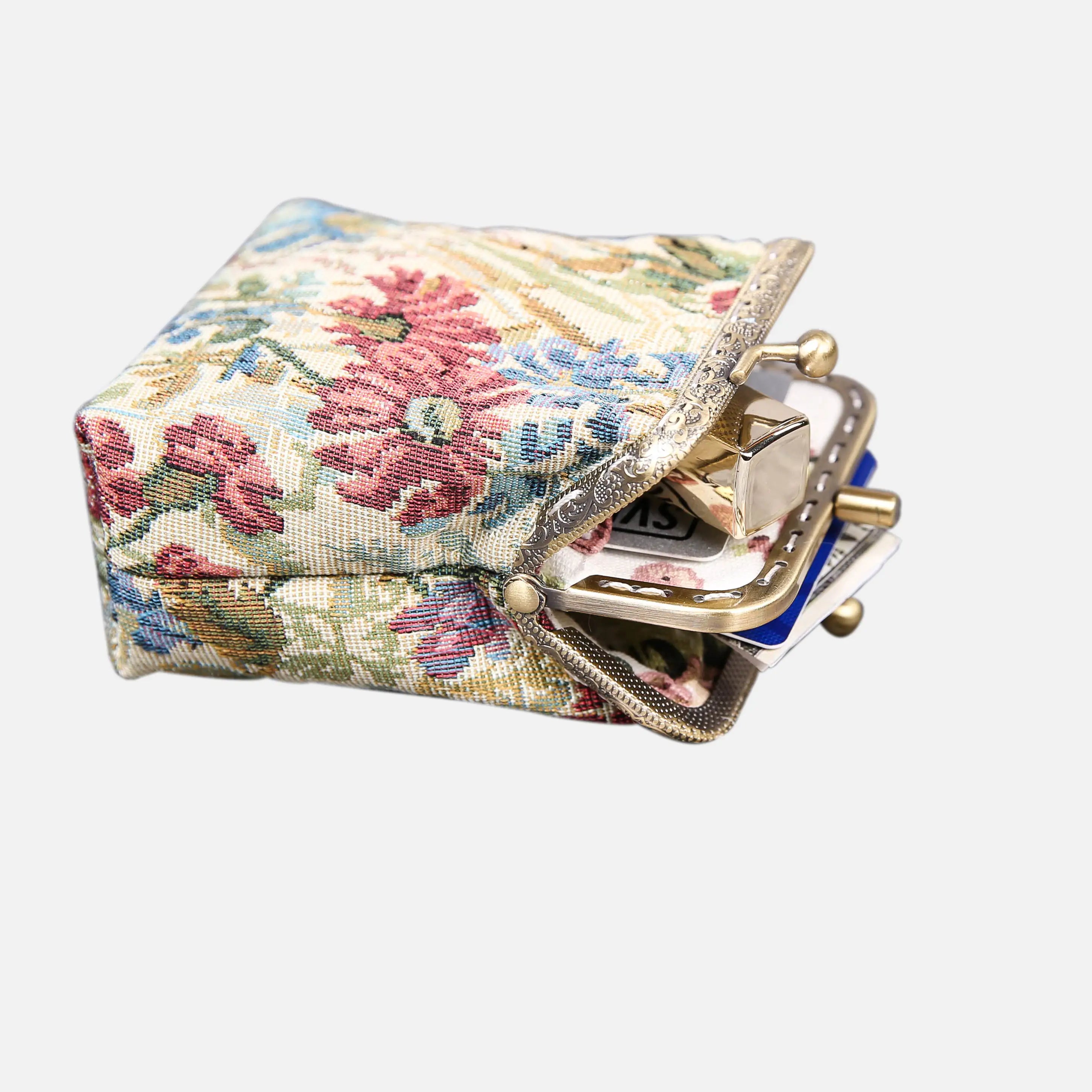 Spring Valley Double Kiss Clasp Coin Purse of America in use-5