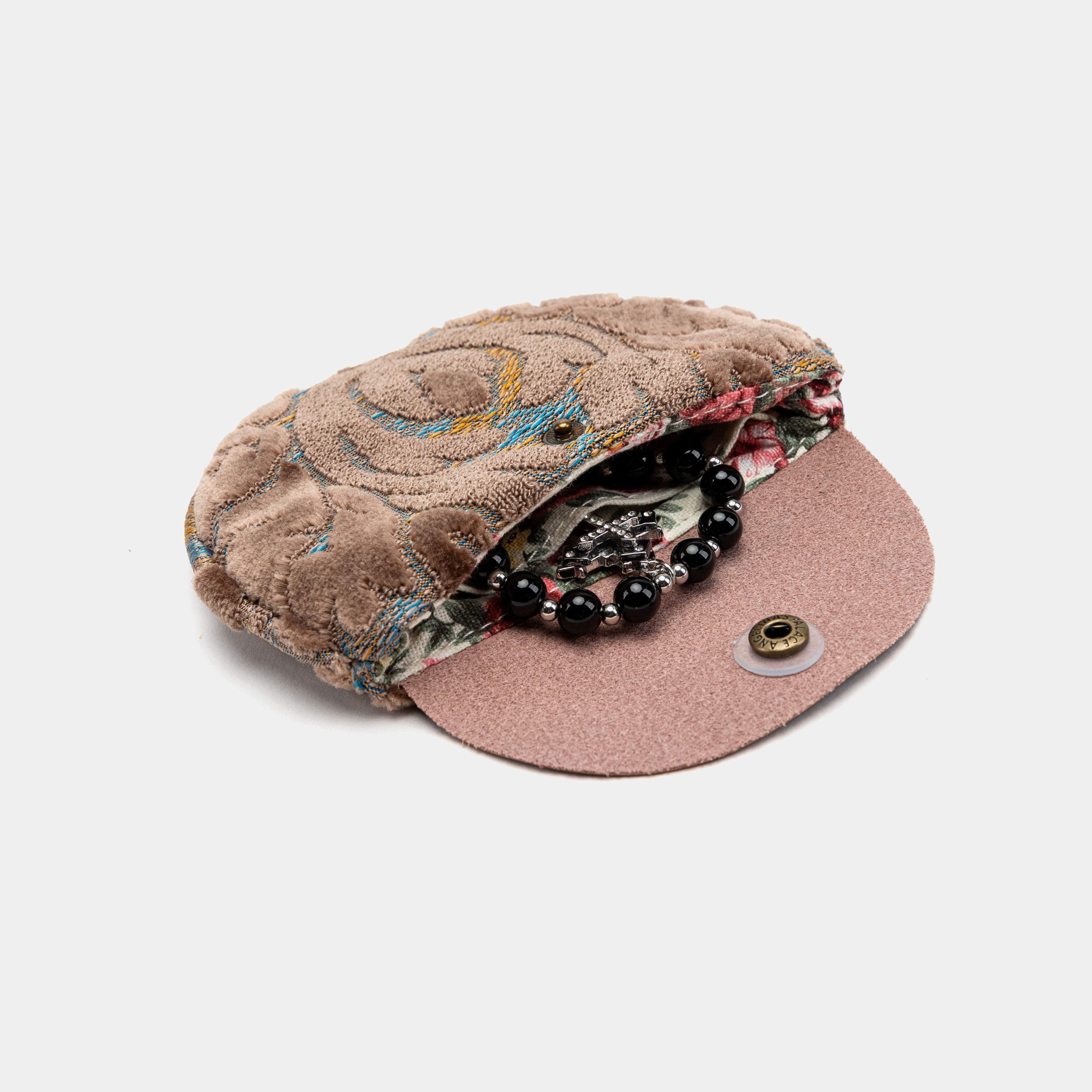 Burnout Velvet Camel Rosary Bag Carpetbag of America in use