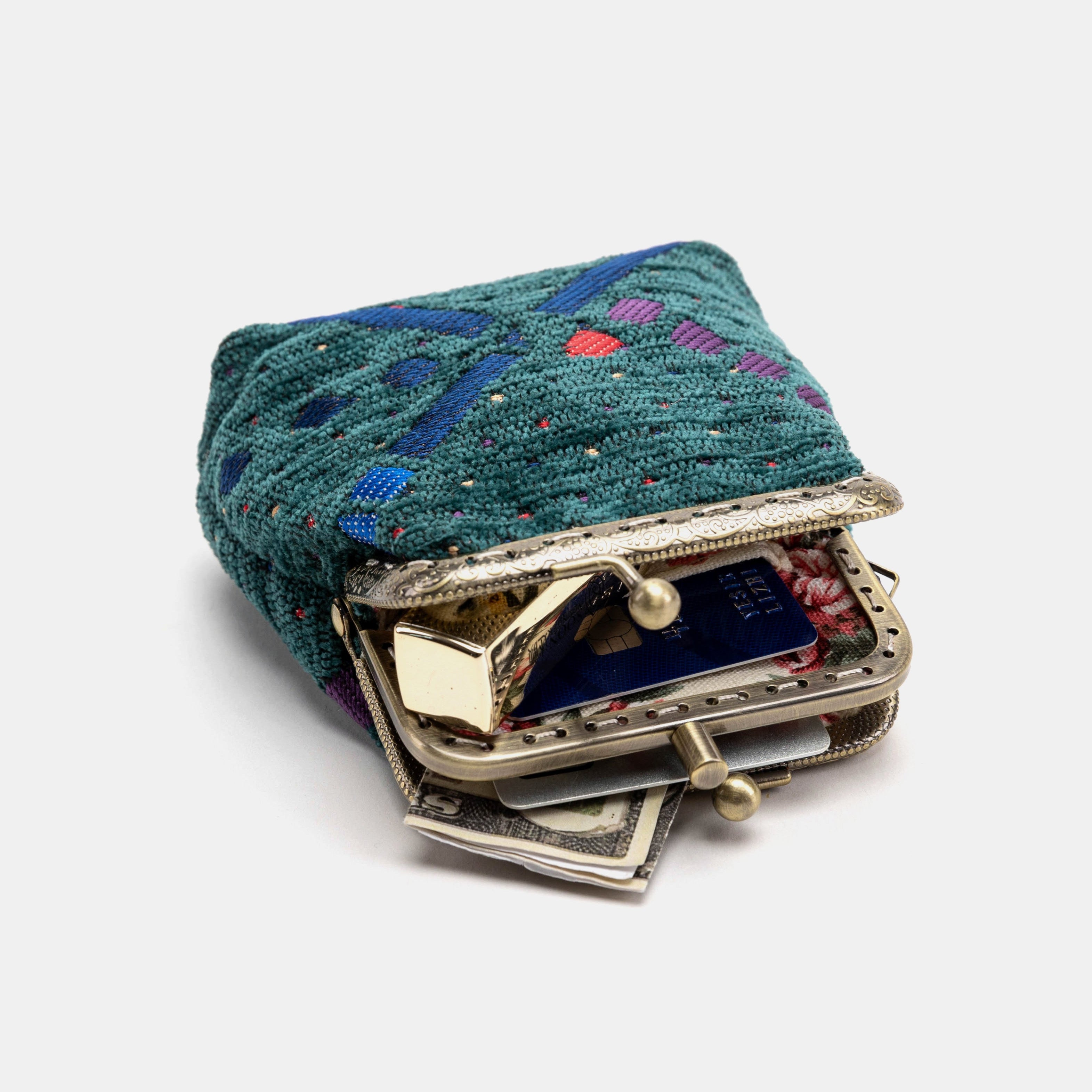 PDX Portland Airport Double Kiss Clasp Coin Purse opening forward