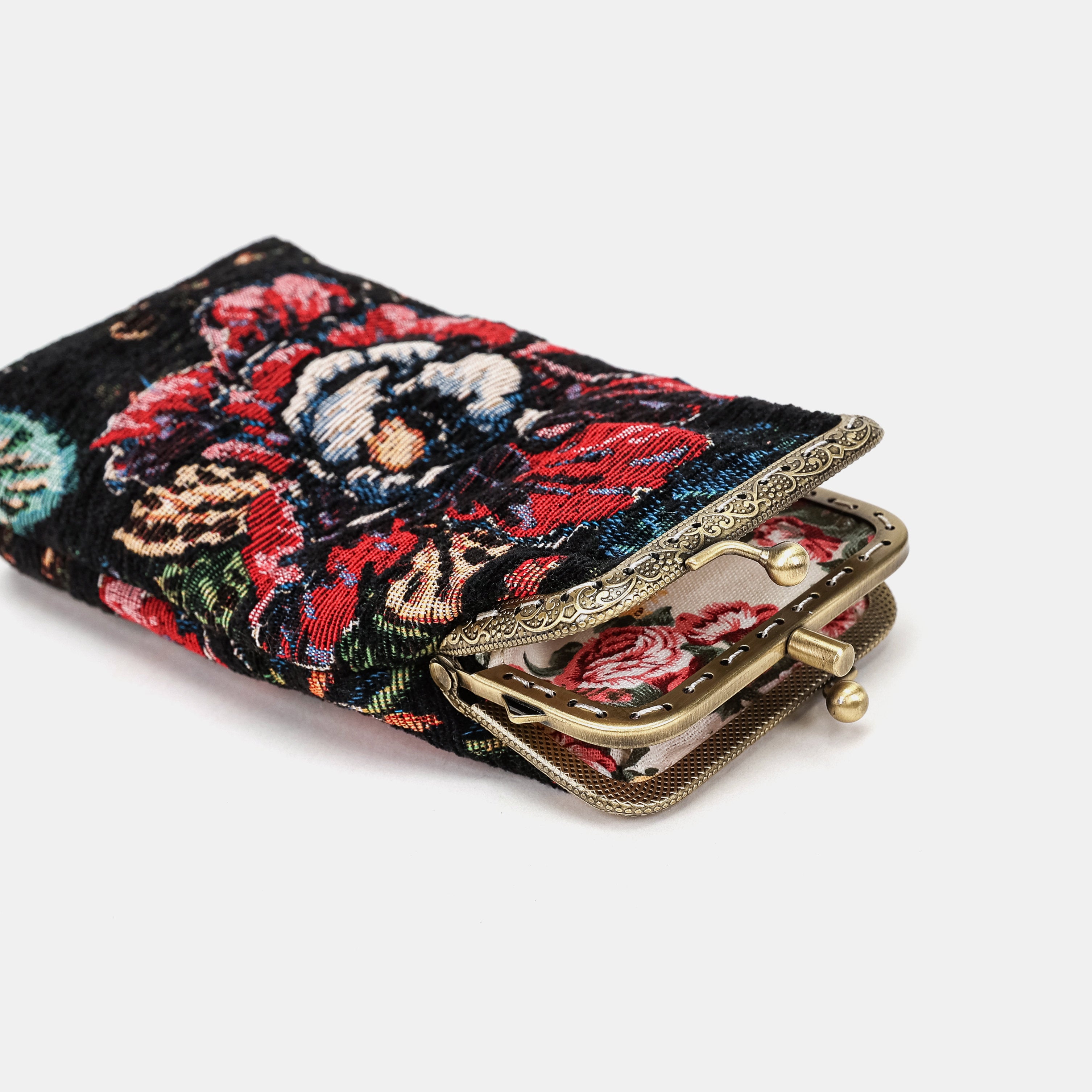 Rose Garden Black Carpet Eyeglasses Case of America open