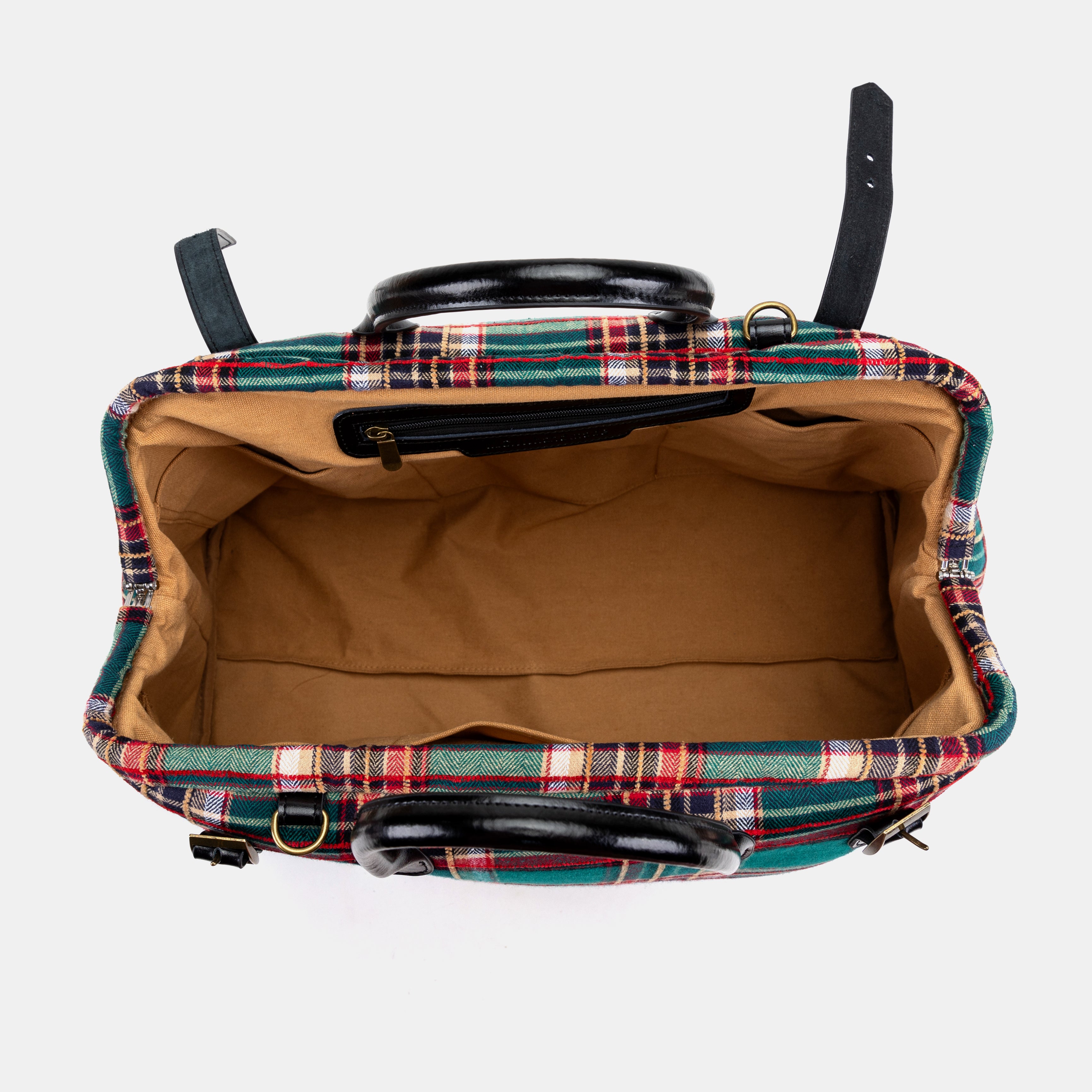Tartan Stewart Green Large Carpetbag Carpetbag of America inside