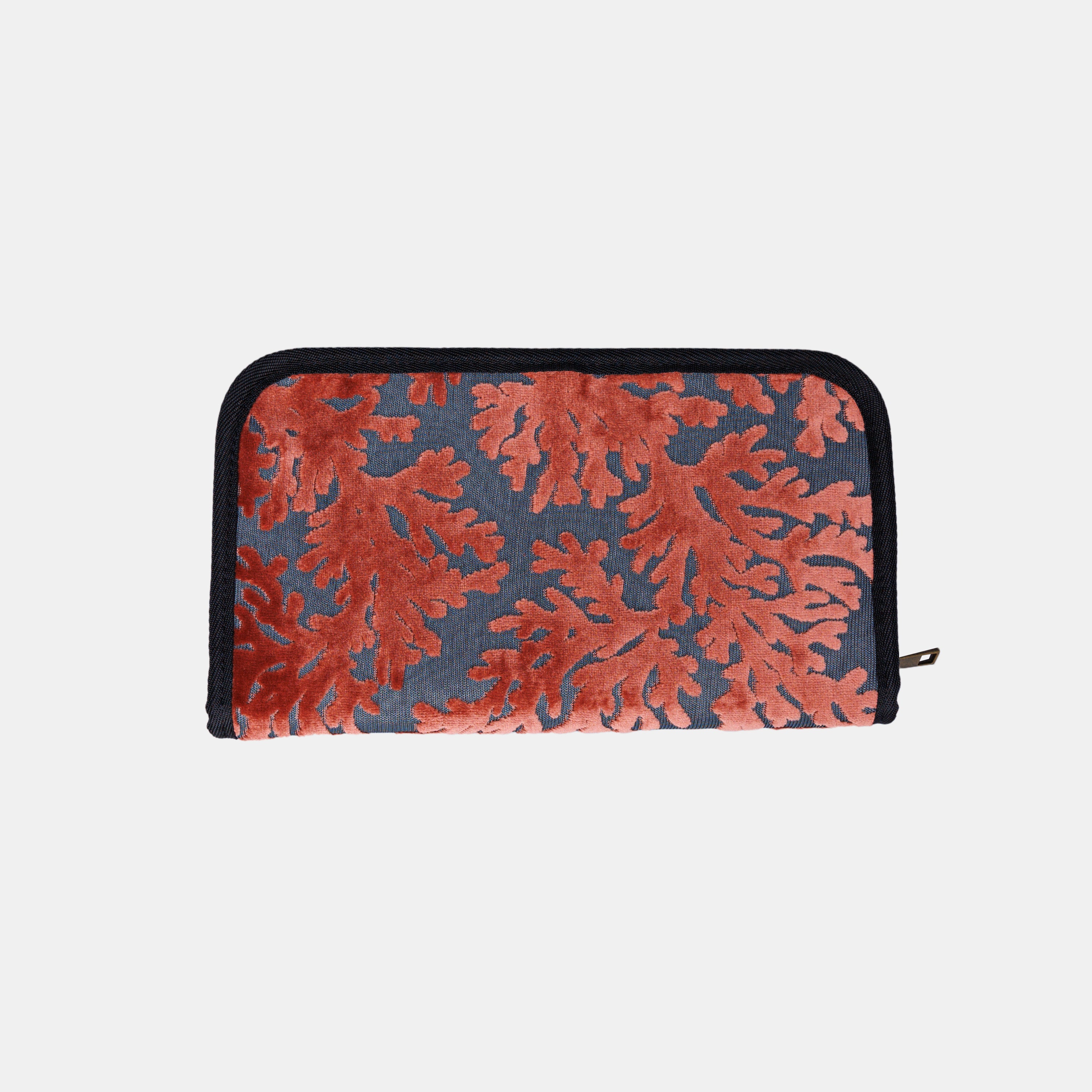 St Tropez Scuba Coral Carpet Needle Case MCW Handmade-2