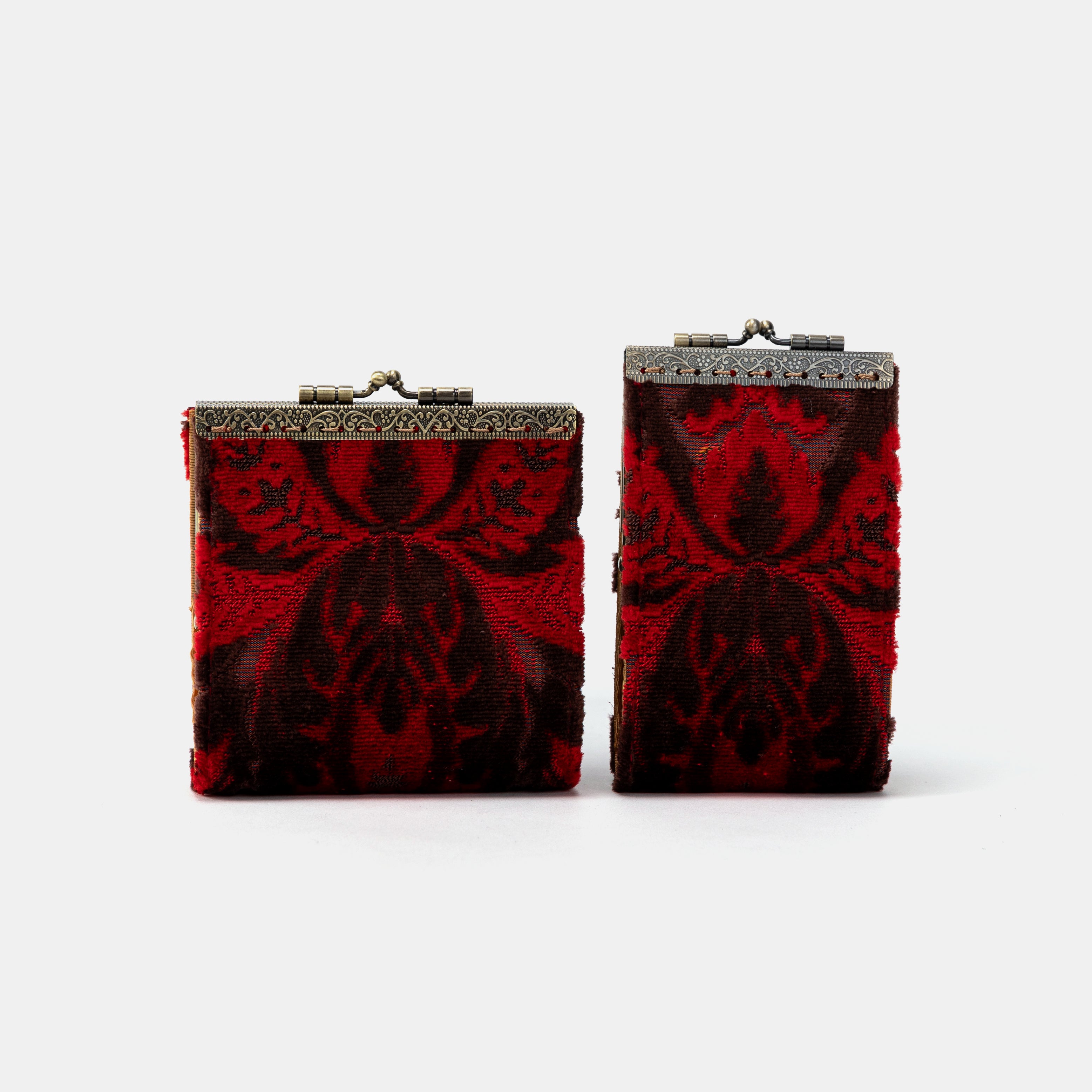 Burnout Velvet Revival Scarlet Card Wallet Main