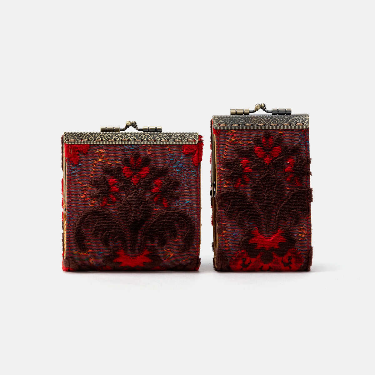 Burnout Velvet Revival Scarlet Card Wallet of America main