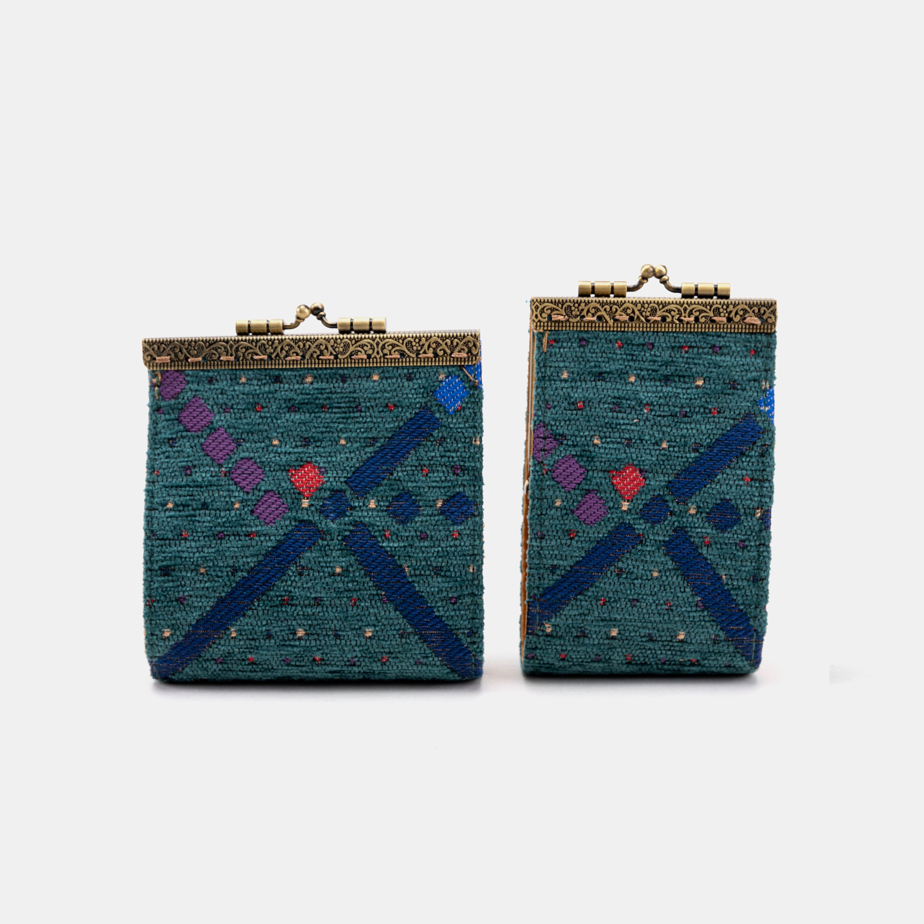 PDX Portland Airport Card Wallet Carpetbag of America MAIN