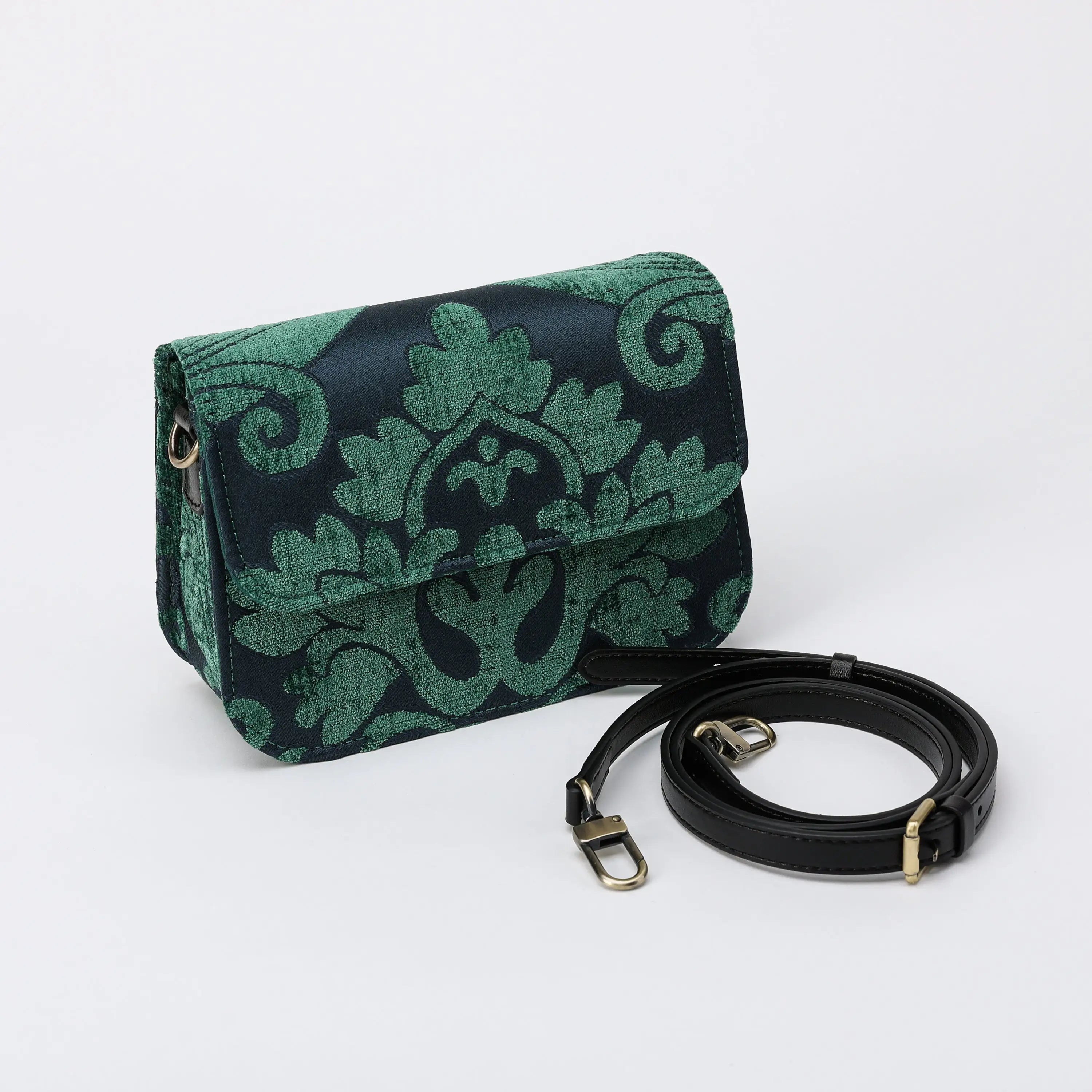 Queen Hunter Green Flap Crossbody Bag carpet bag of America with shoulder strap