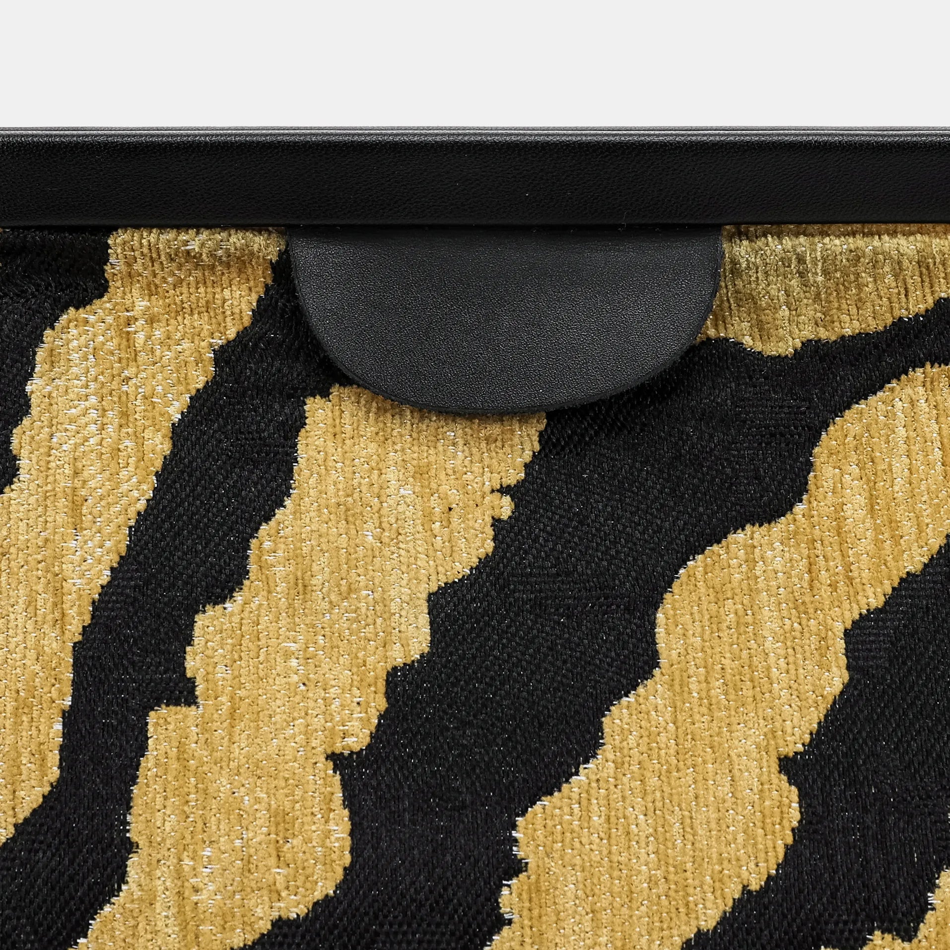 Shoulder Carpet Bag | Tiger Stripe for America-detail