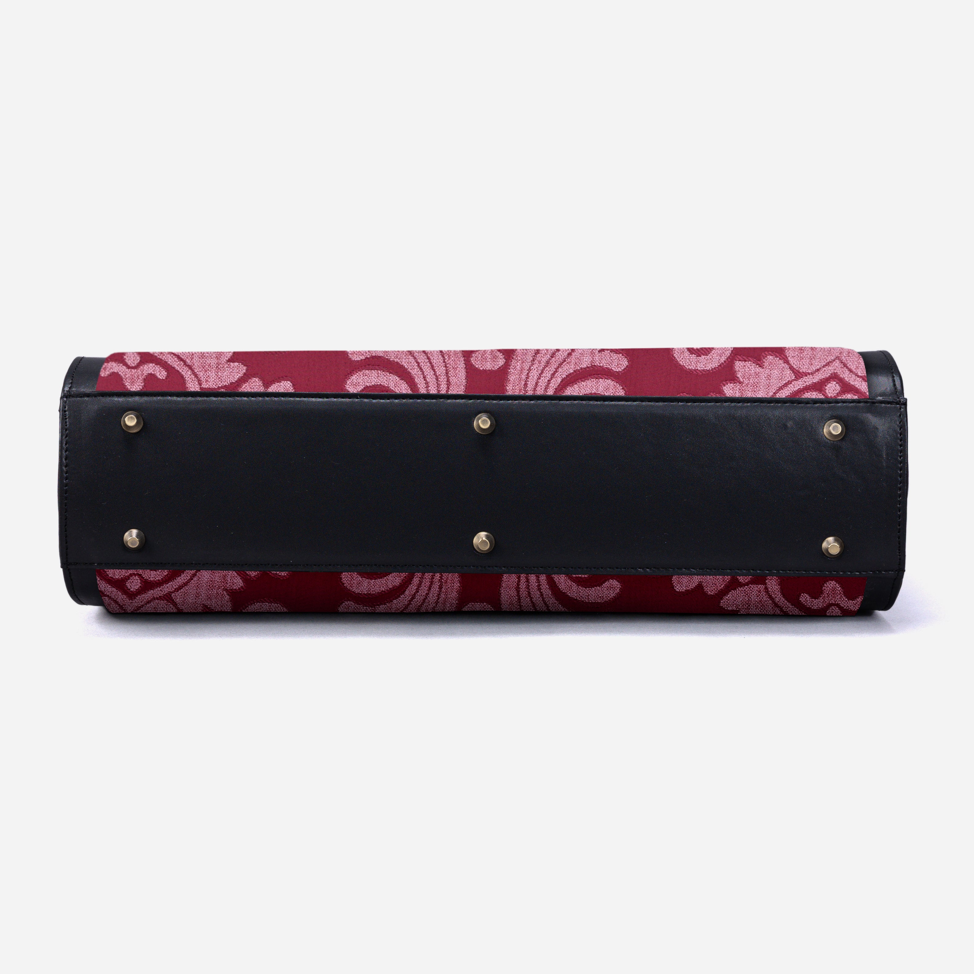 Queen Rose Pink Business bottom