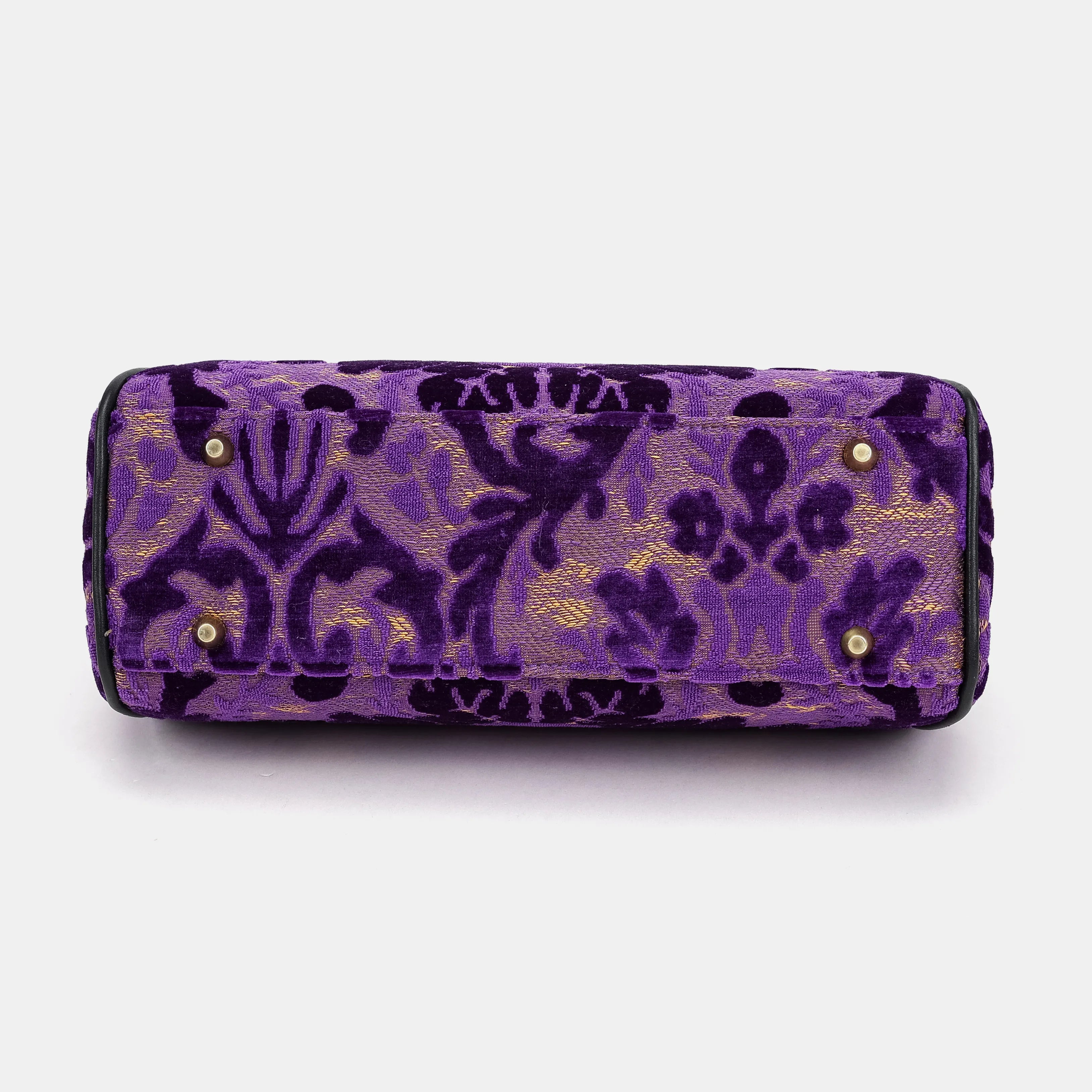 Burnout Velvet Purple Alma Shoulder Bag Carpetbag of America bottom