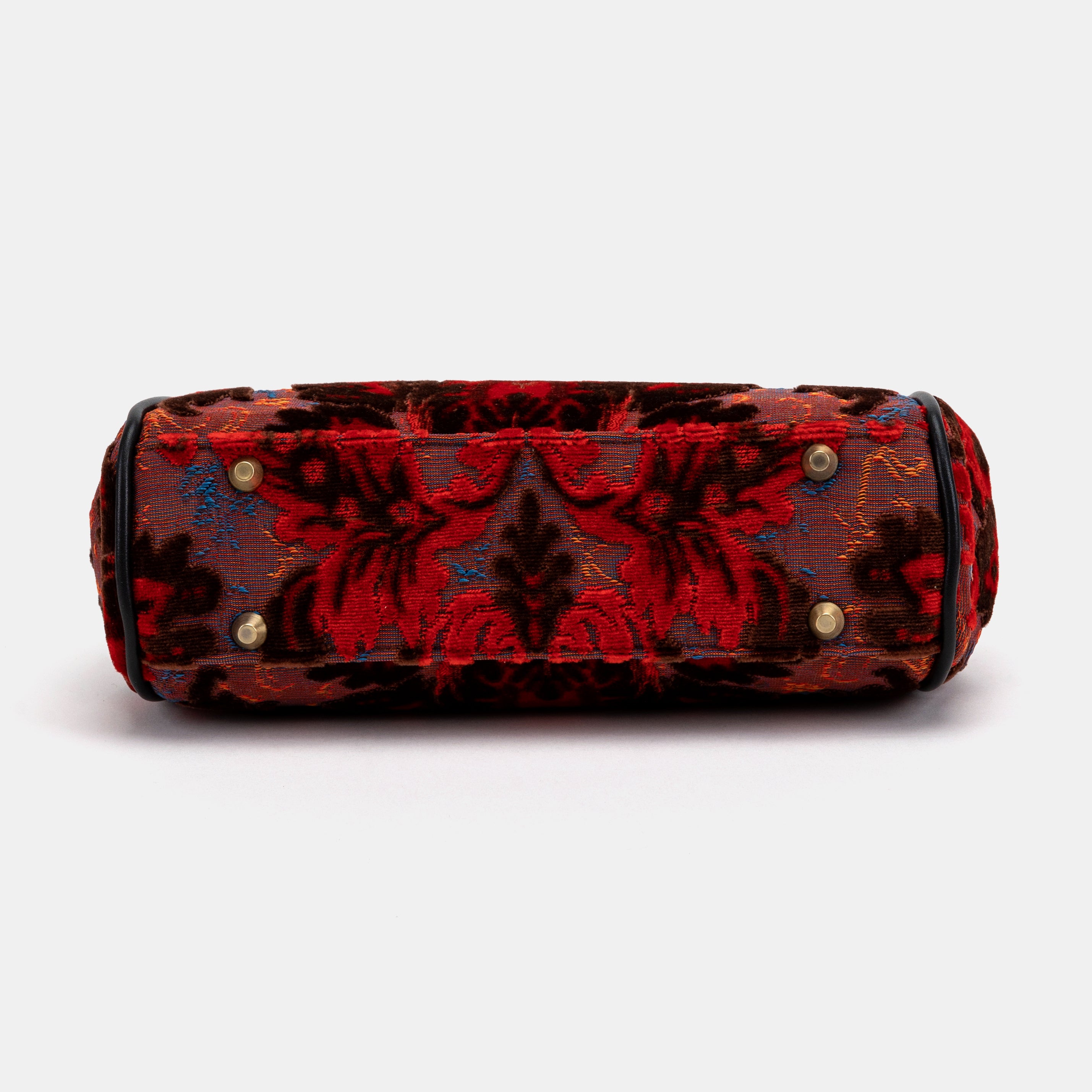 Burnout Velvet Revival Scarlet Alma Carpet Bag of America bottom