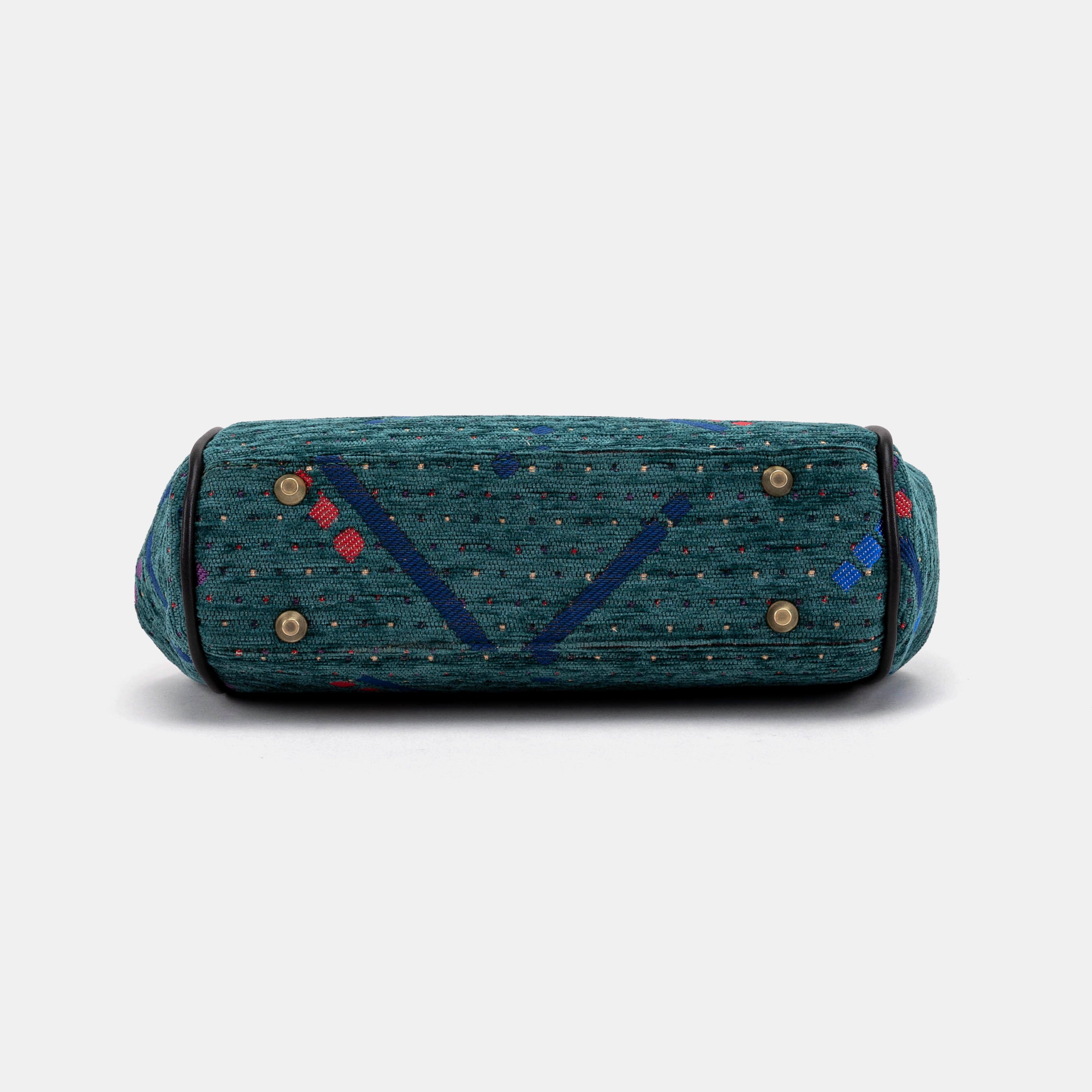PDX Portland Airport Alma Satchel Carpet Bag bottom