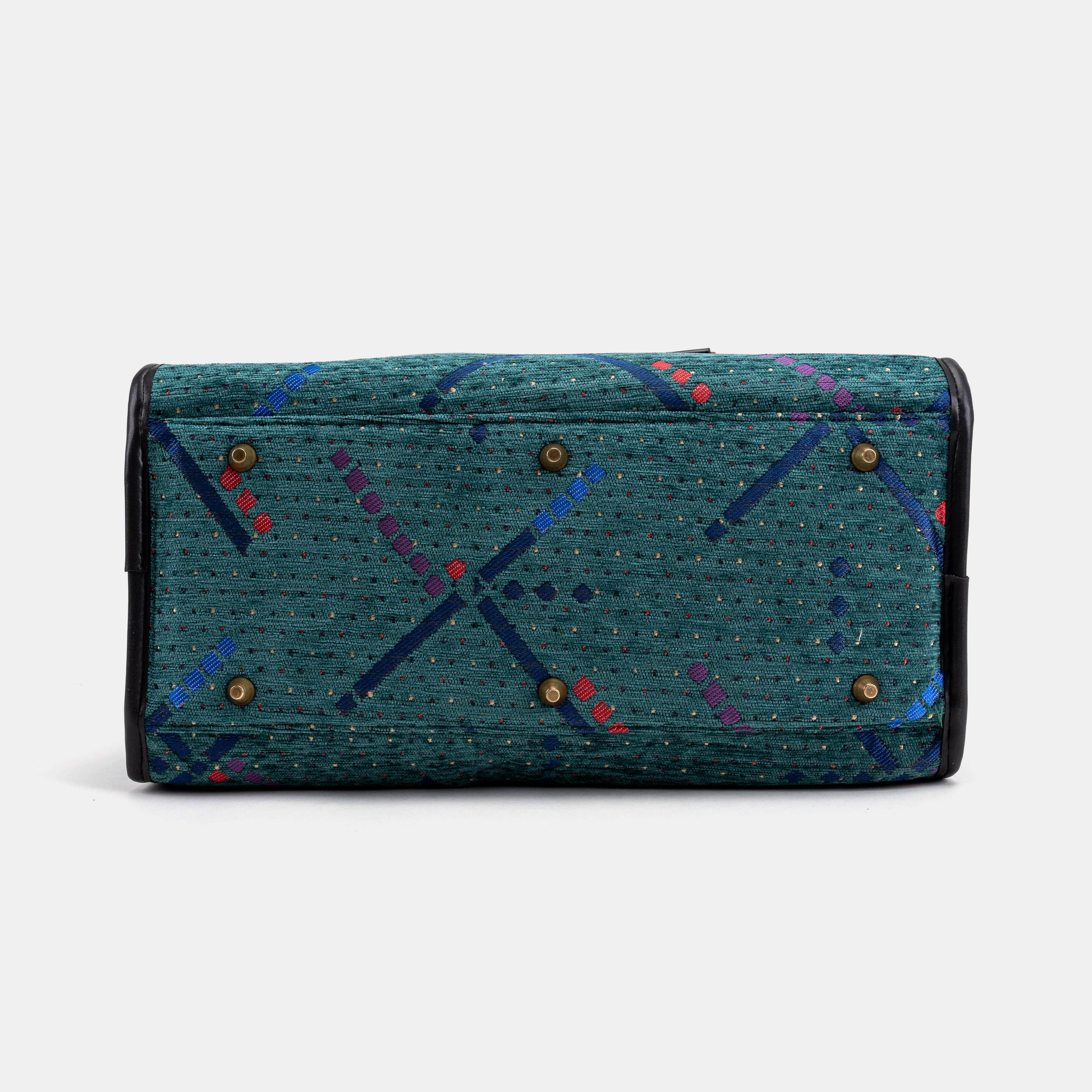 Travel Dog Carrier PDX Portland Airport Airline Approved of America bottom