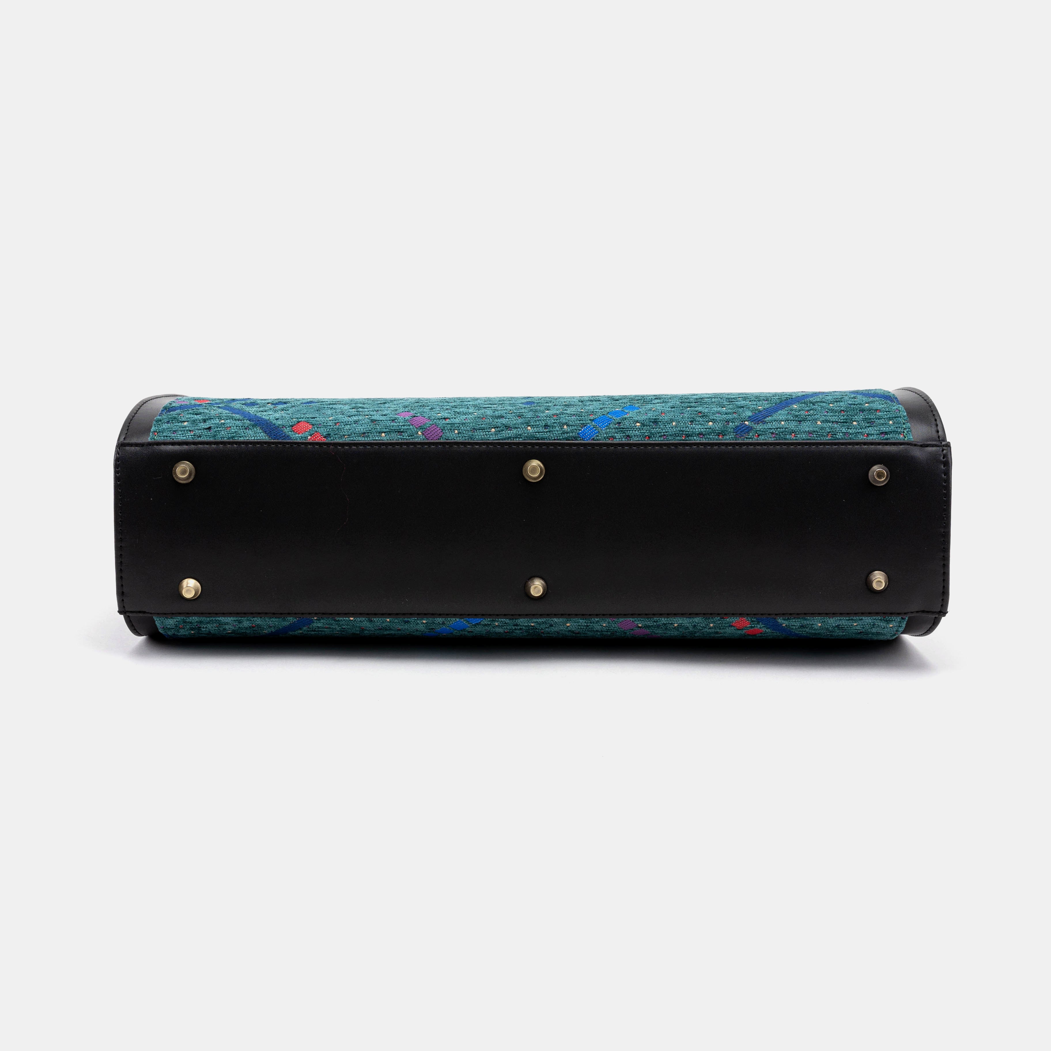 PDX Portland Airport Business Tote bottom