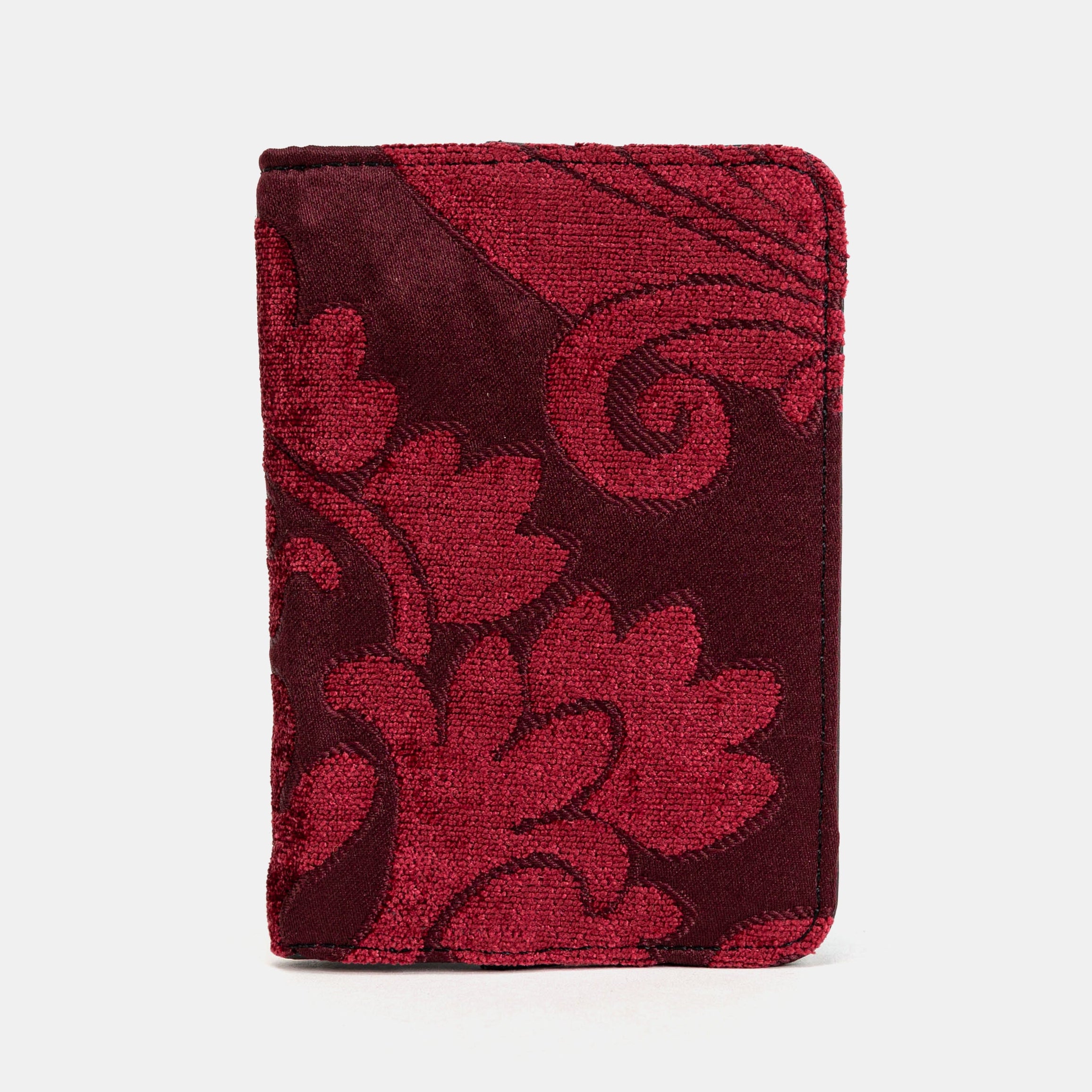 Queen Wine Passport Cover Carpetbag of America main