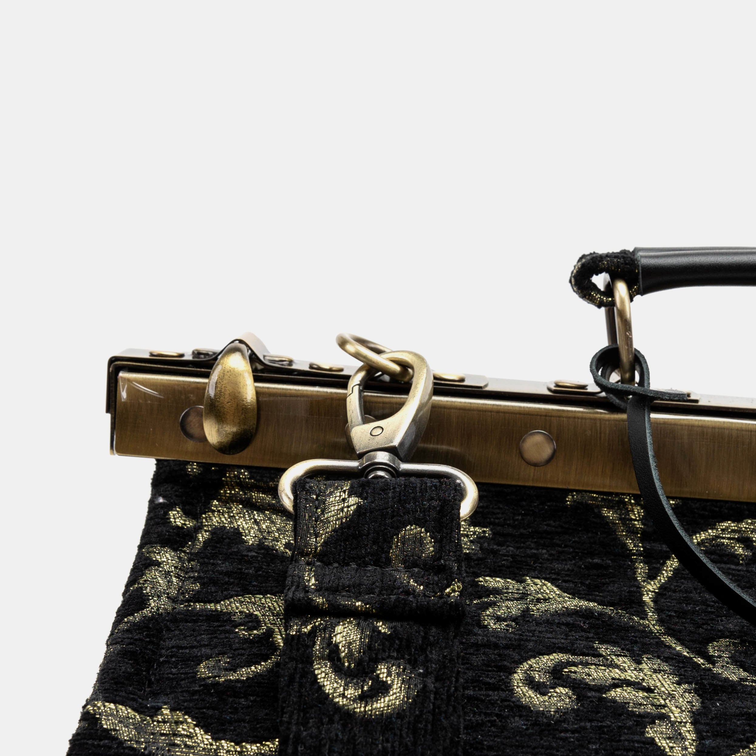 Vintage Scroll Black Green Genevieve Carpet Gladstone Bag clasp
