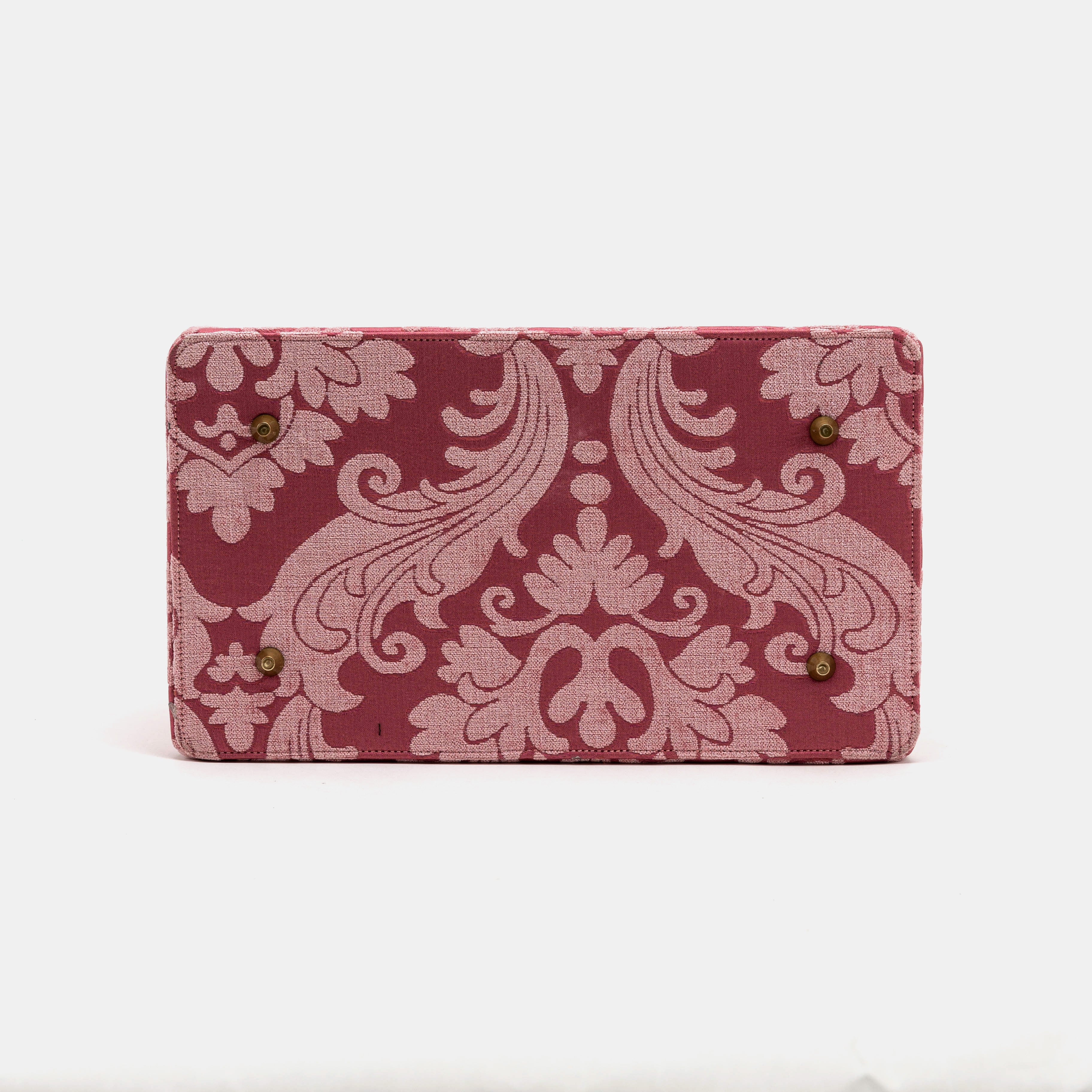 Queen Rose Pink Genevieve Carpet Gladstone Bag bottom