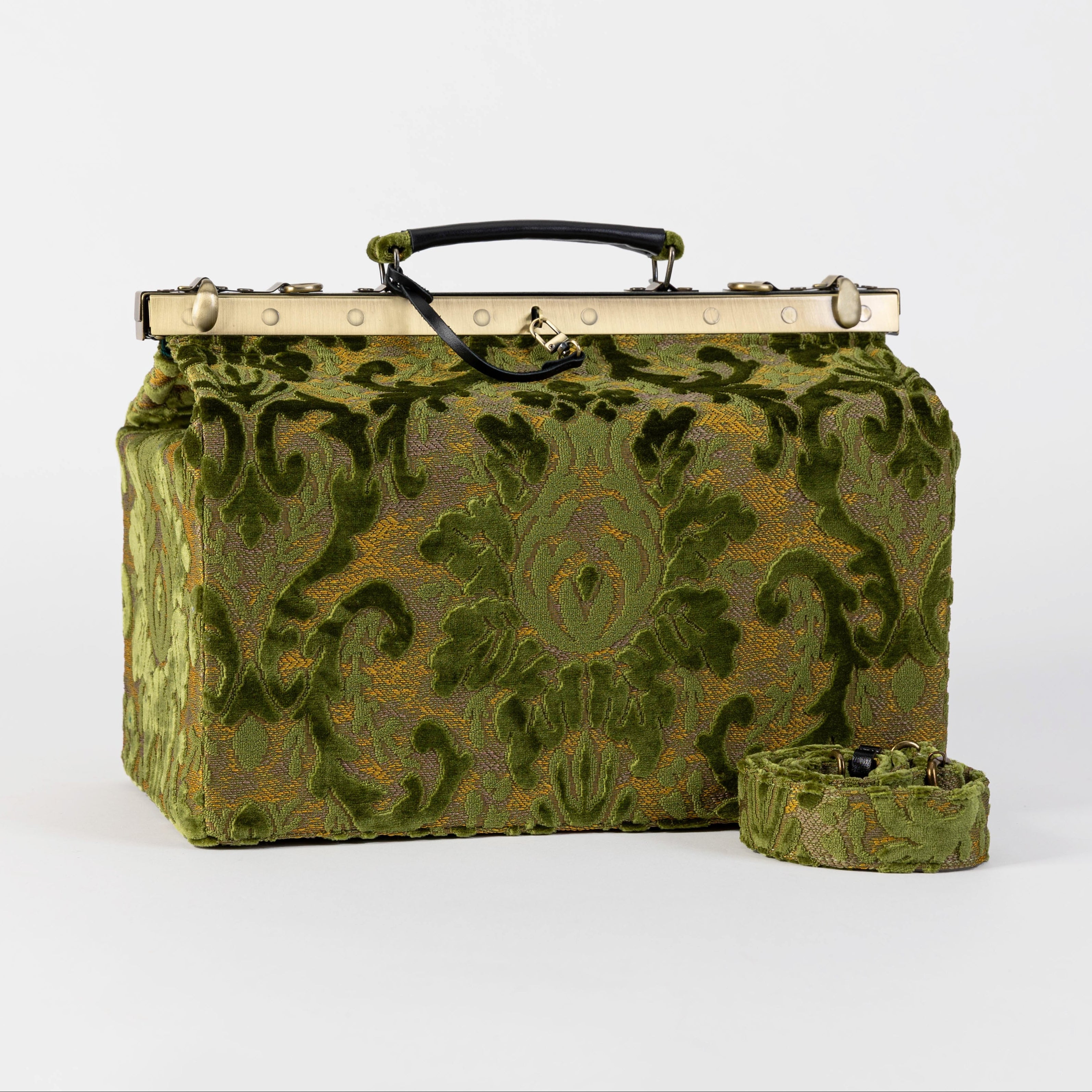 Gladstone Bag Carpet Doctor Bag Victorian Weekender Bag Shoulder Frame Bag Genevieve Burnout Velvet Fern Green Carpetbagger Carpetbag of America main