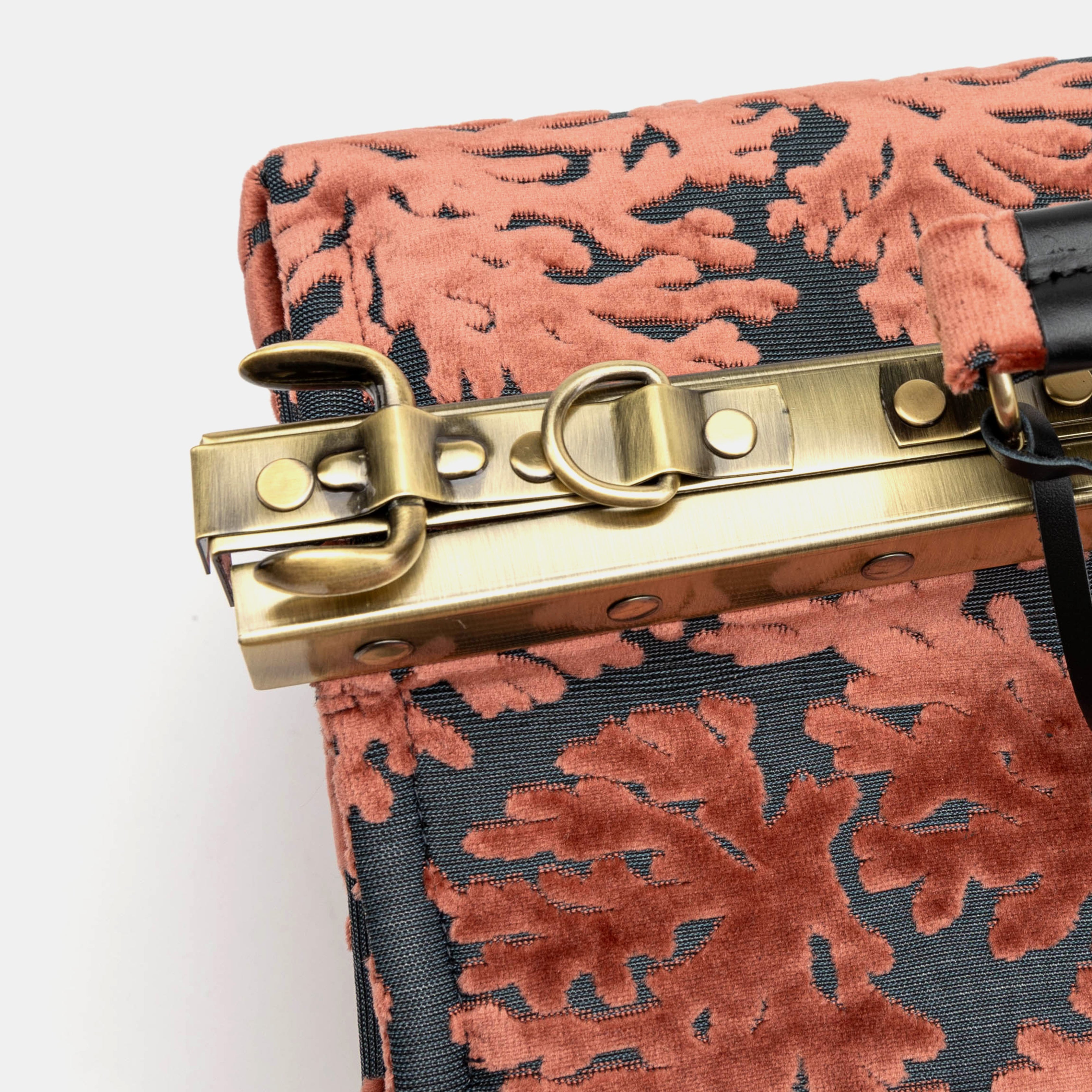 Gladstone Bag Carpet Doctor Bag Victorian Weekender Bag Shoulder Frame Bag Genevieve Burnout Velvet St Tropez Scuba Coral Carpetbagger Carpetbag of America clasp