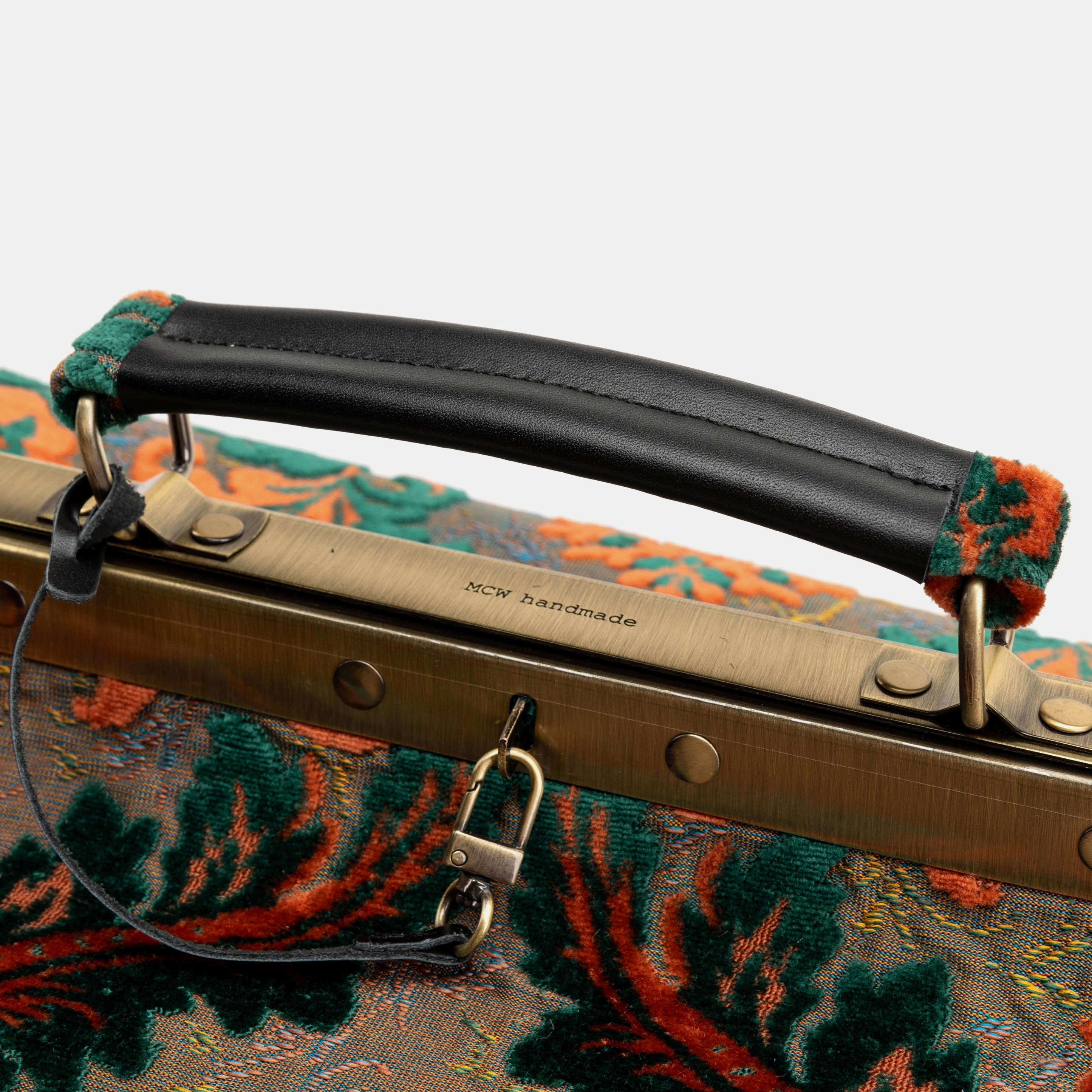 Burnout Velvet Revival Jade Genevieve Carpet Gladstone Bag logo