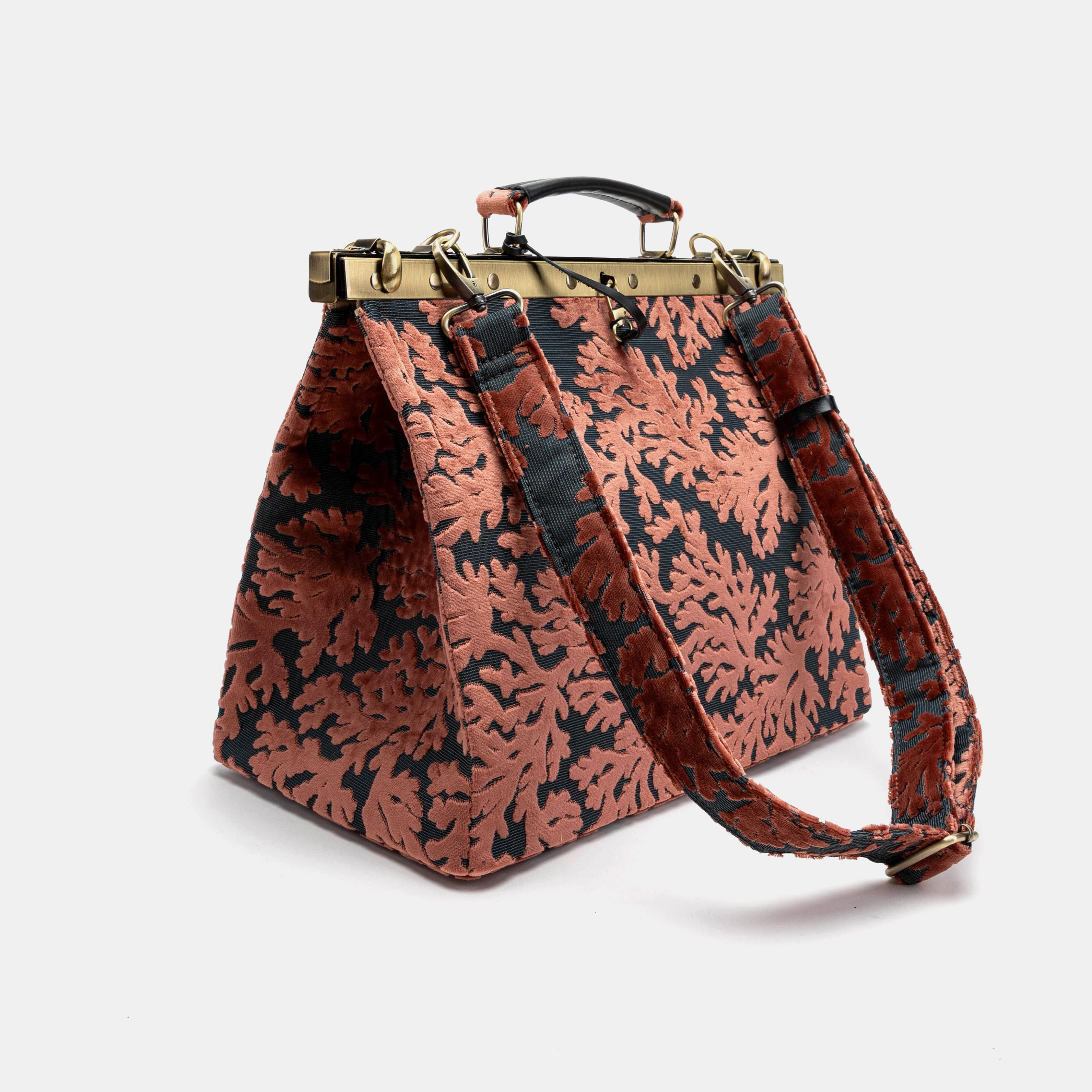 Gladstone Bag Carpet Doctor Bag Victorian Weekender Bag Shoulder Frame Bag Celine Burnout Velvet St Tropez Scuba Coral Carpetbagger Carpetbag of America with shoulder strap
