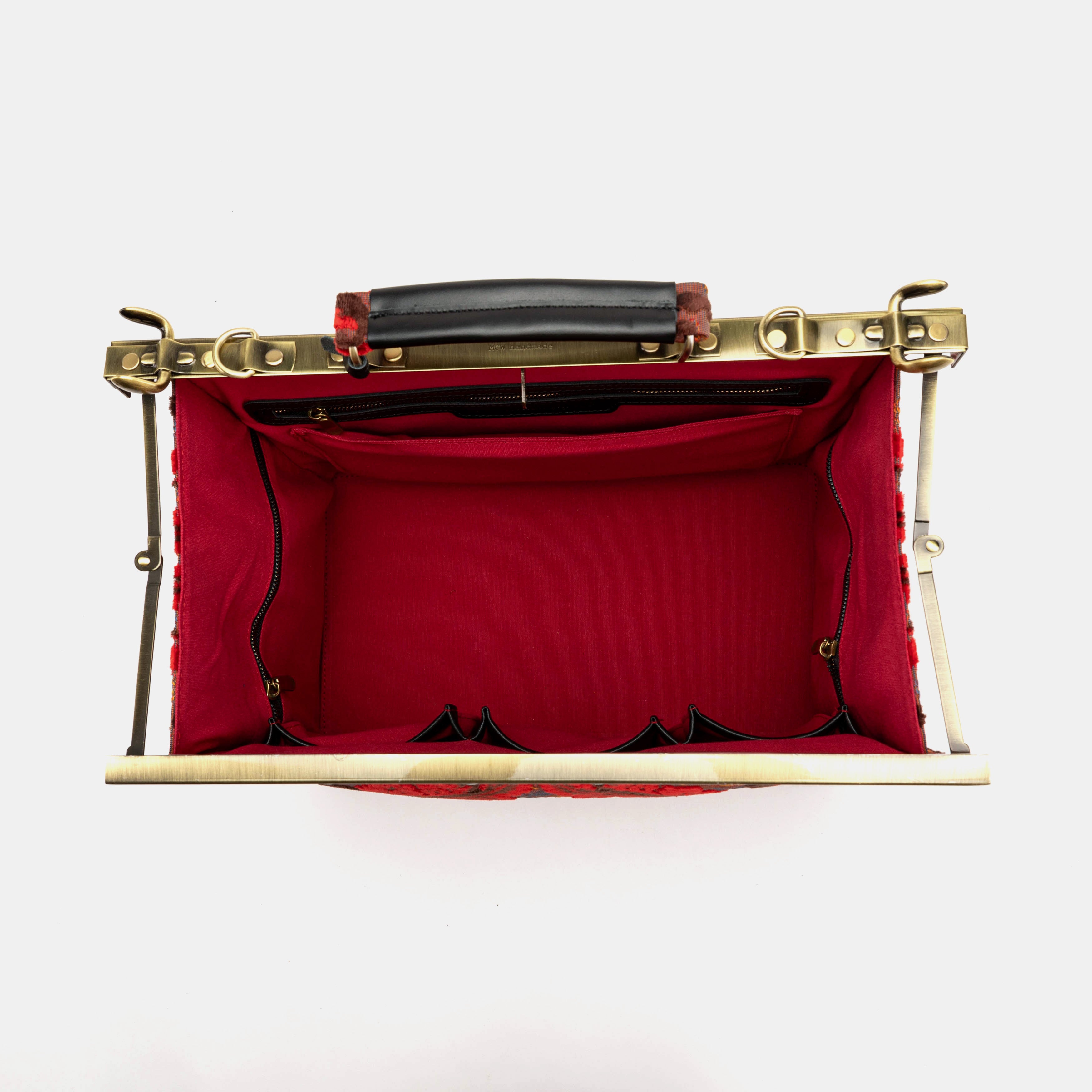 Gladstone Bag Carpet Doctor Bag Victorian Weekender Bag Shoulder Frame Bag Genevieve Burnout Velvet Revival Scarlet Carpetbagger Carpetbag of America inside