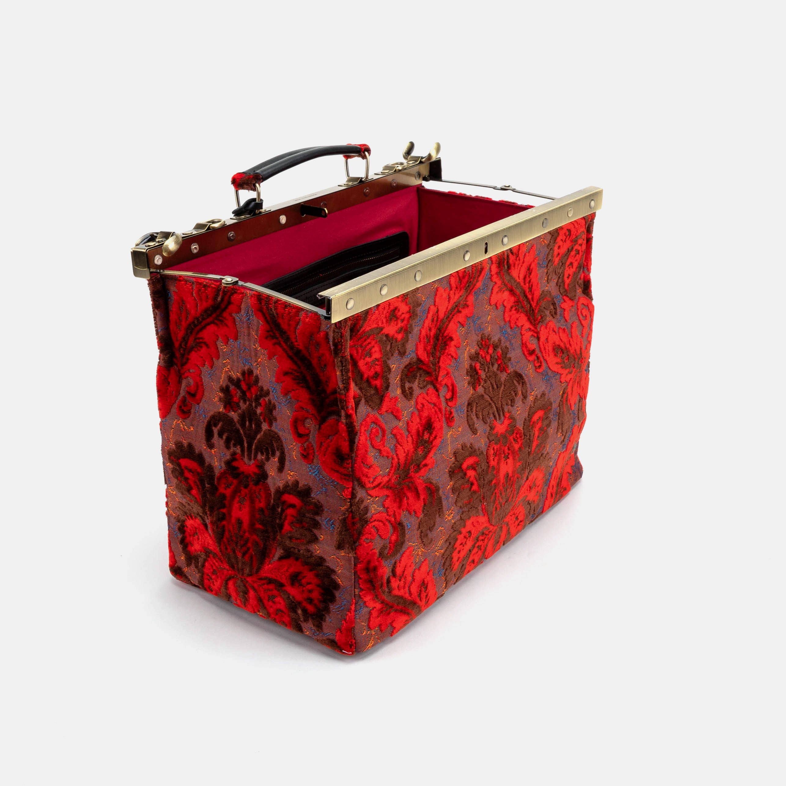 Burnout Velvet Revival Scarlet Celine Carpet Gladstone Bag of America open standing