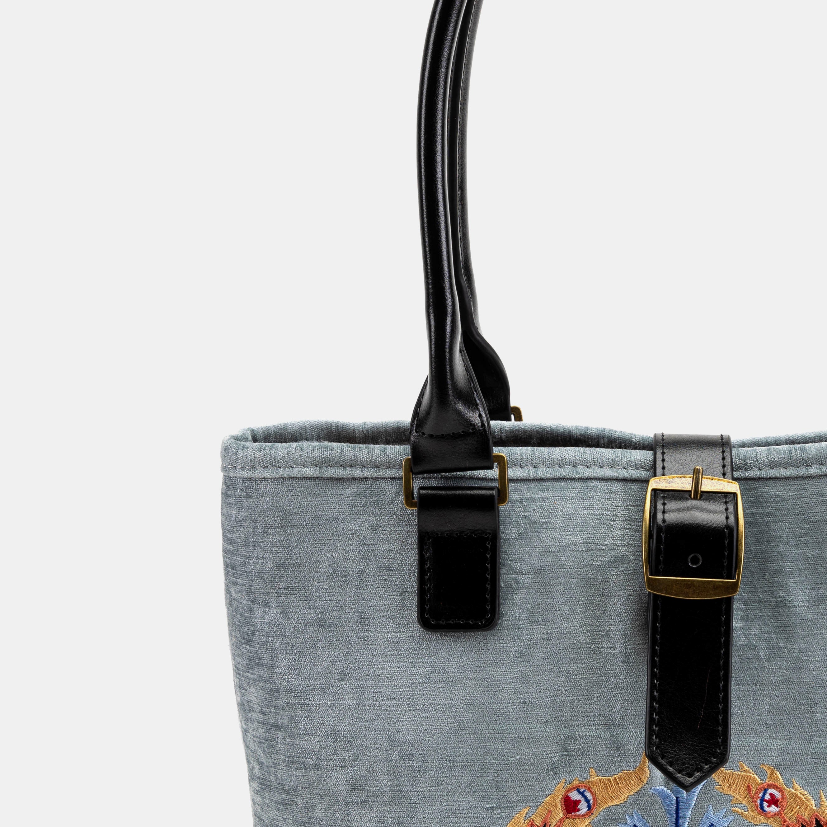 AHS the Devils Mouth Everyday Tote Bag detail