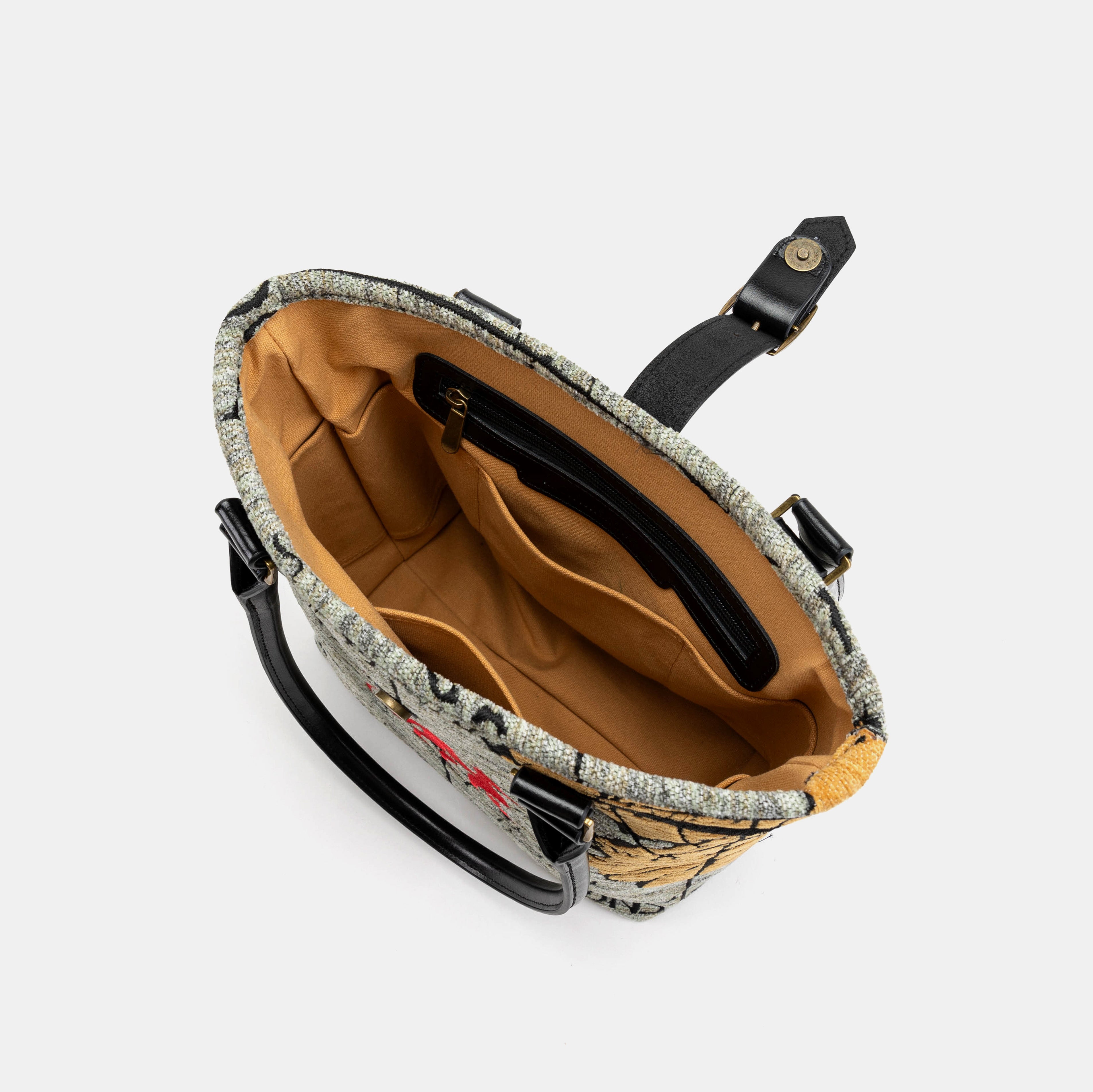 Here Be Dragons Everyday Tote Bag Carpetbagger Carpetbag of America inside