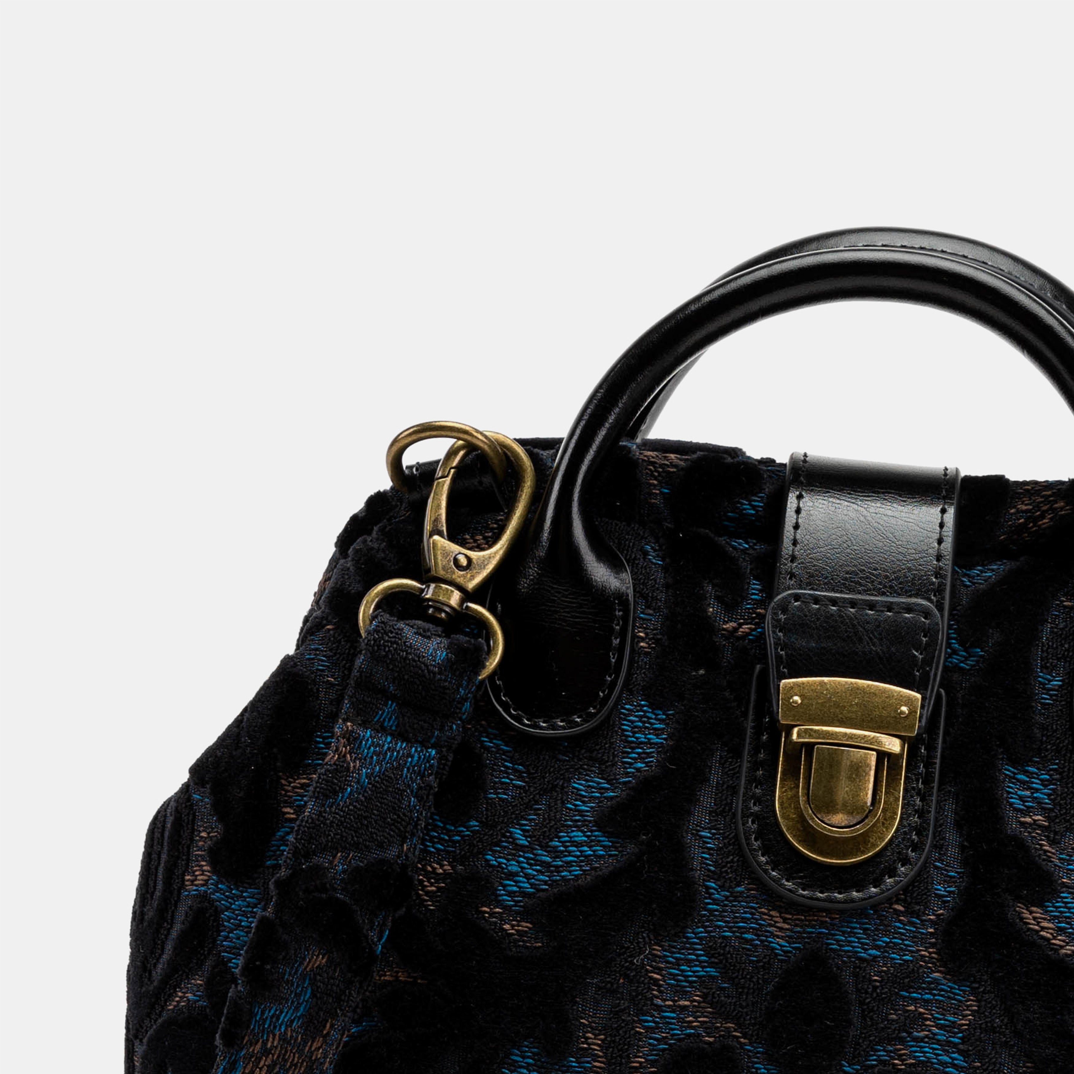 Everyday Backpack Burnout Velvet Black detail