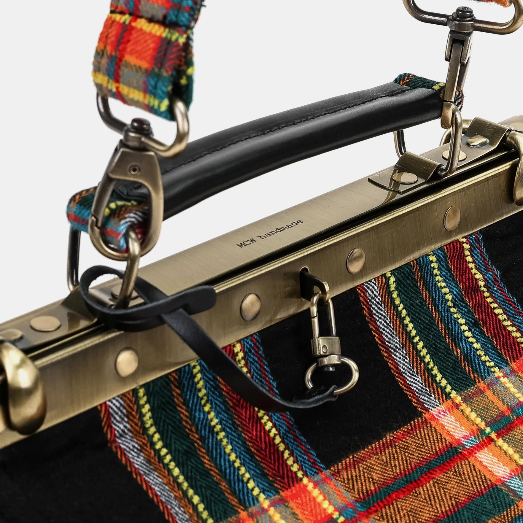 Tartan Stewart Black Vivienne Carpet Purse Gladstone Bag of America handle
