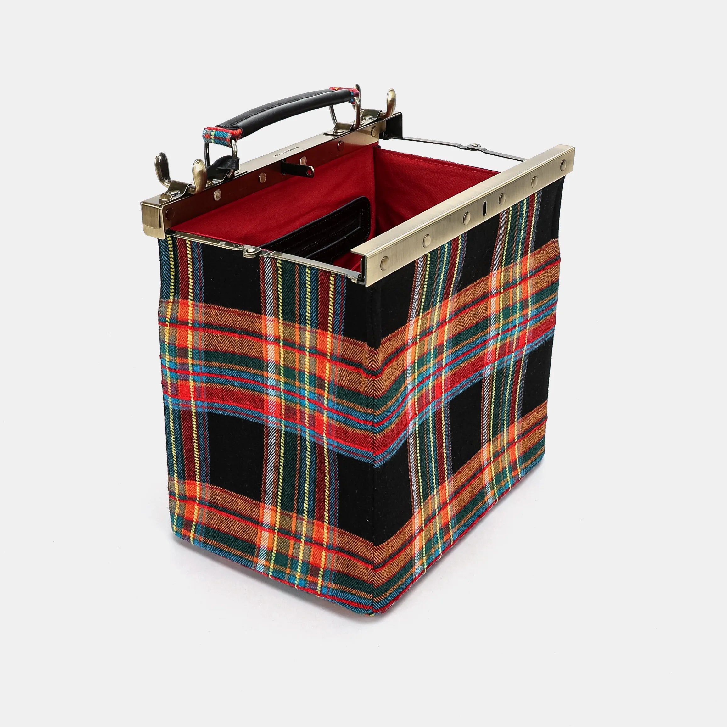 Tartan Stewart Black Cecile Carpet Purse Gladstone Bag of America open and stand