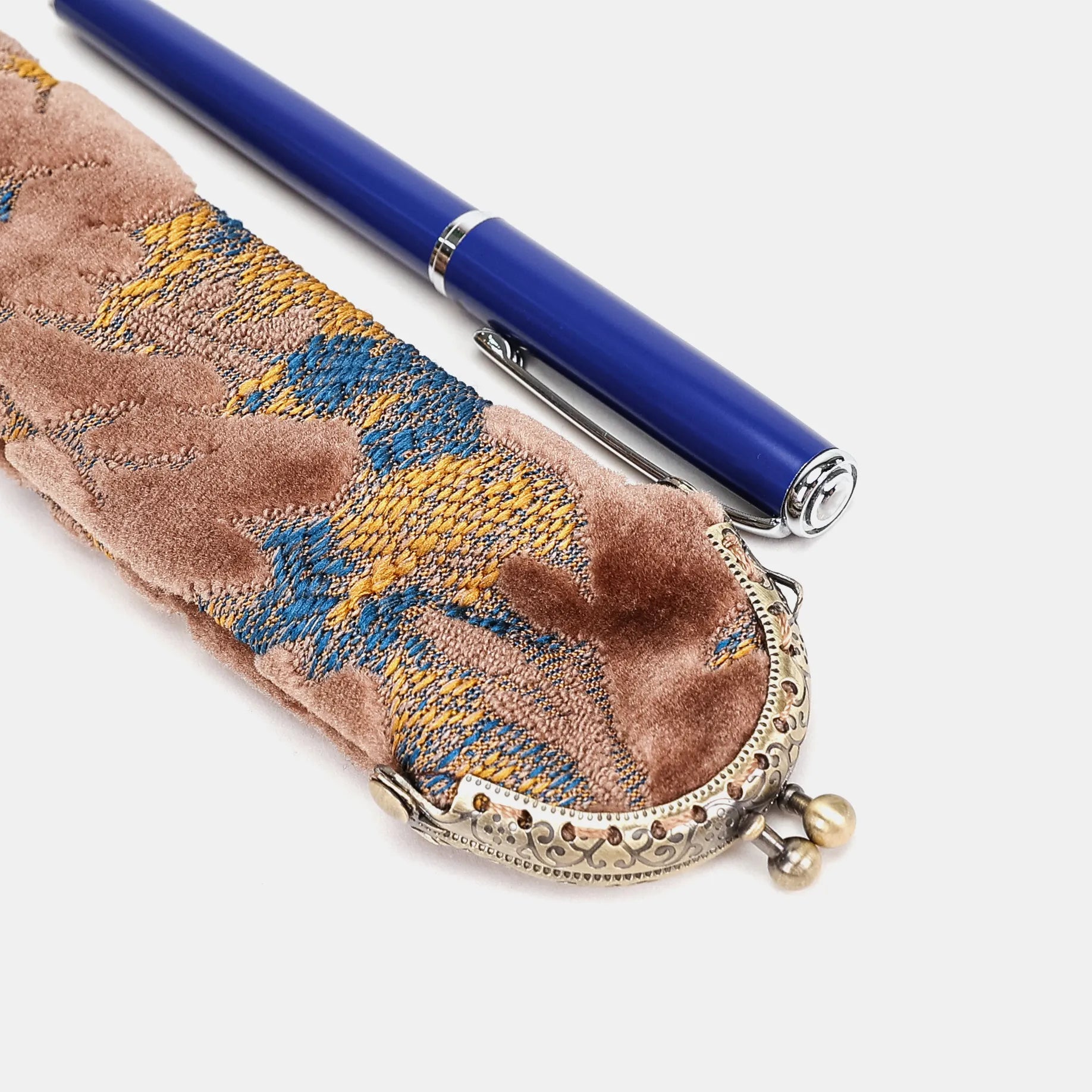 Burnout Velvet Camel Solo Pen Case Carpetbag of America metal frame