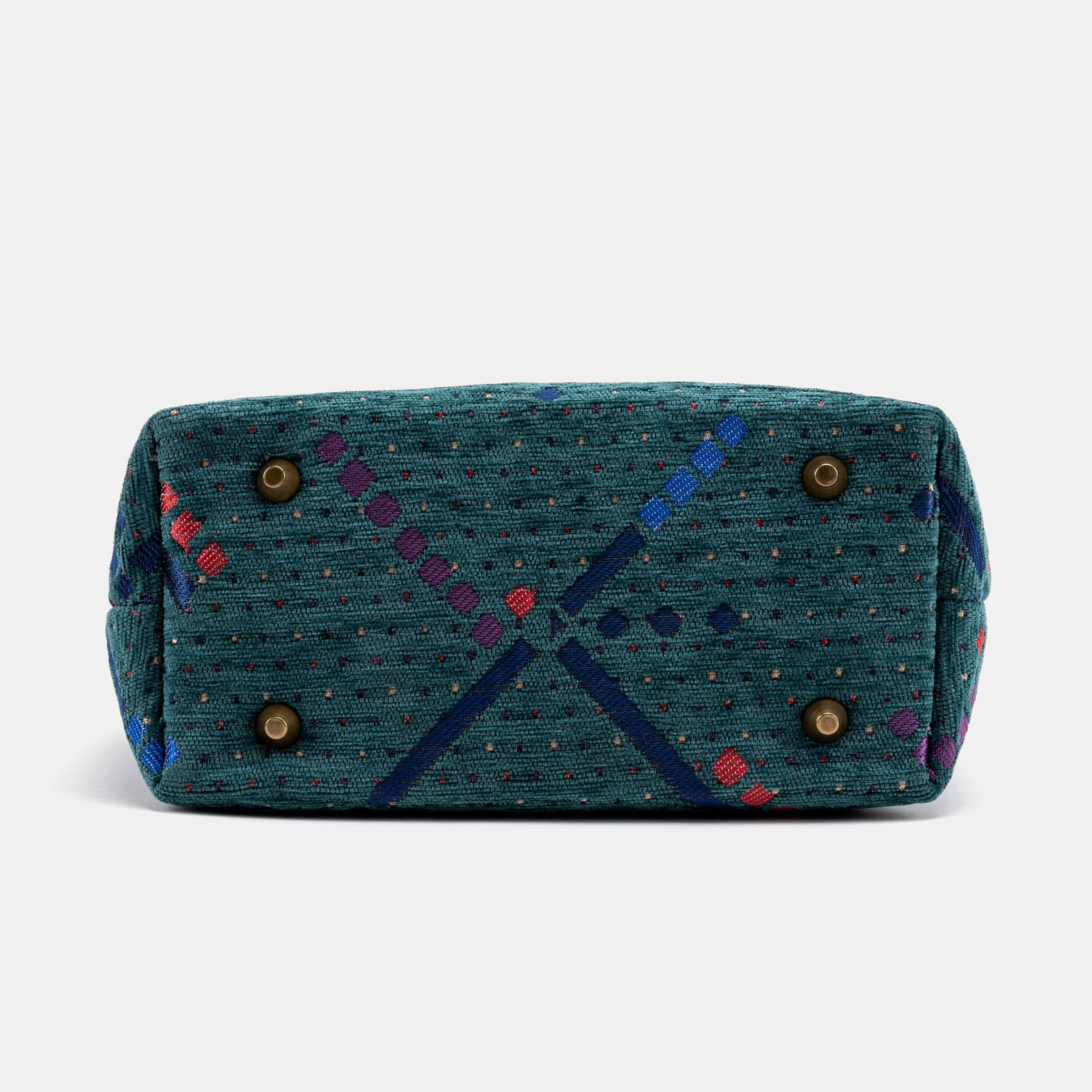 PDX Portland Airport Tuck Lock Carpet Satchel bottom