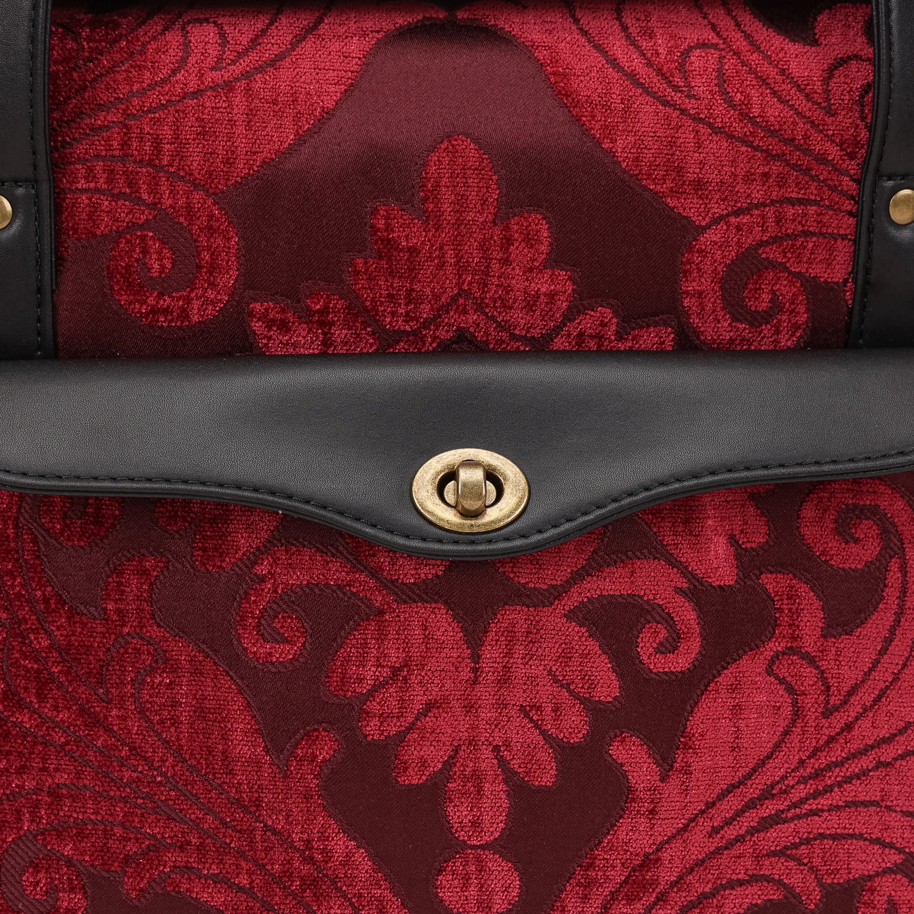 Queen Wine Vintage Carpet Diaper Bag Carpetbag of America closure