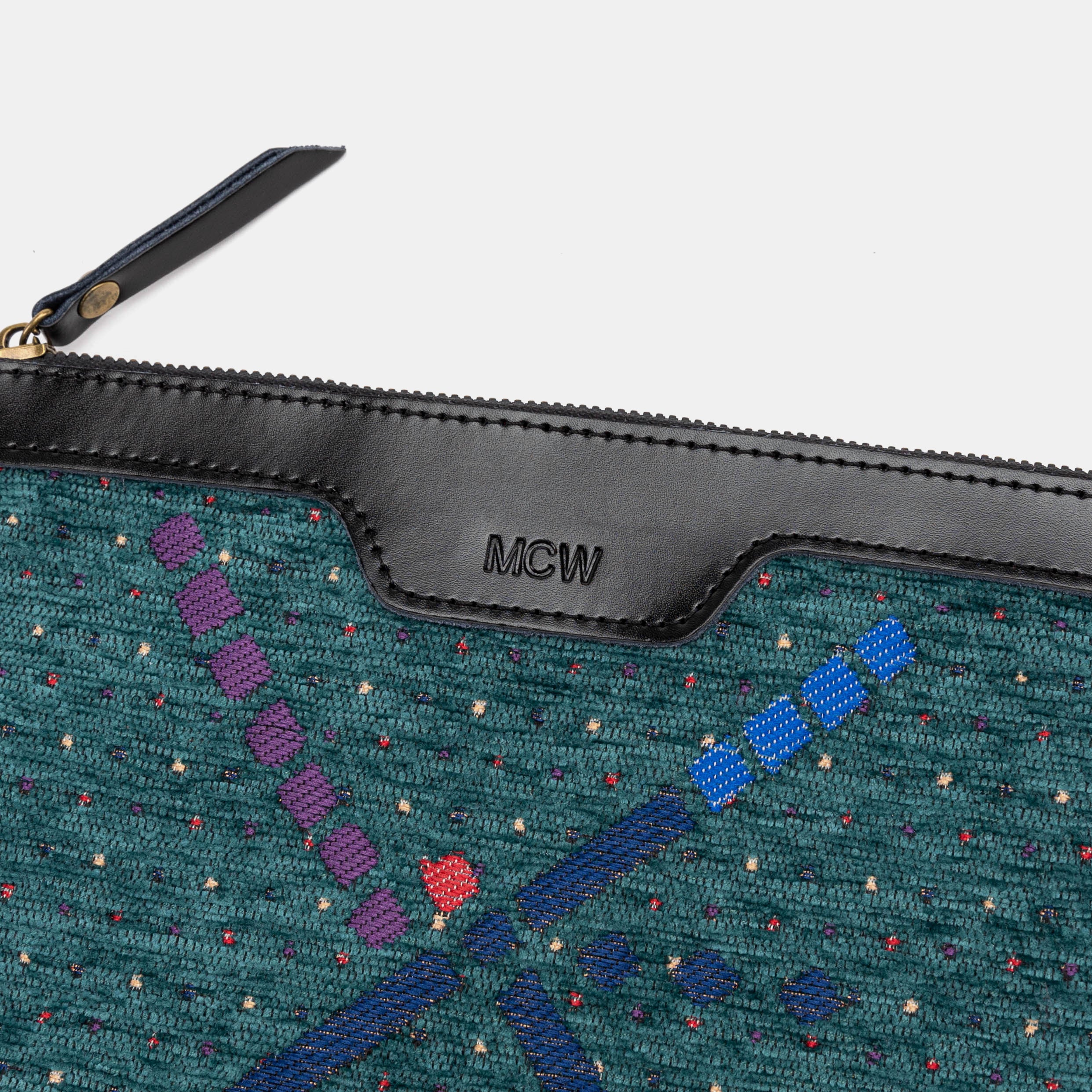 PDX Portland Airport Wristlet Clutch logo