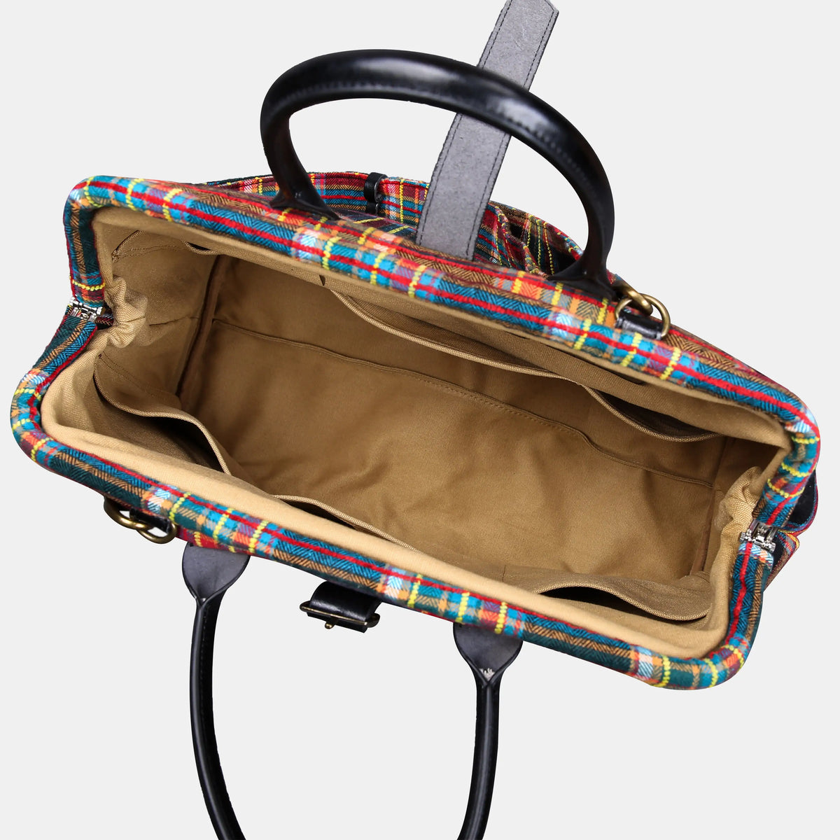 Tartan Stewart Black Mary Poppins Weekender Carpetbag of America open