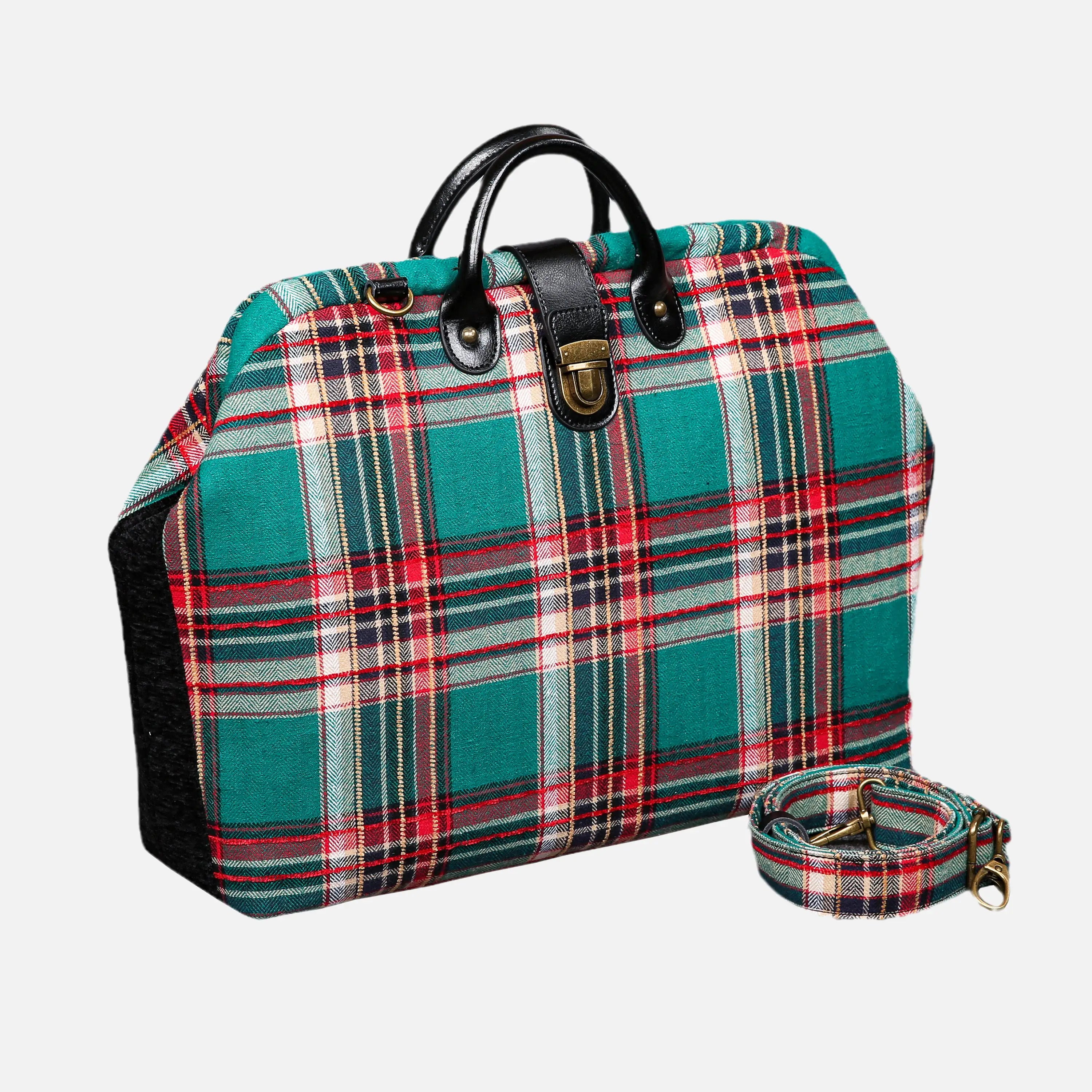 Tartan Stewart Green carpet bag of America with shoulder strap