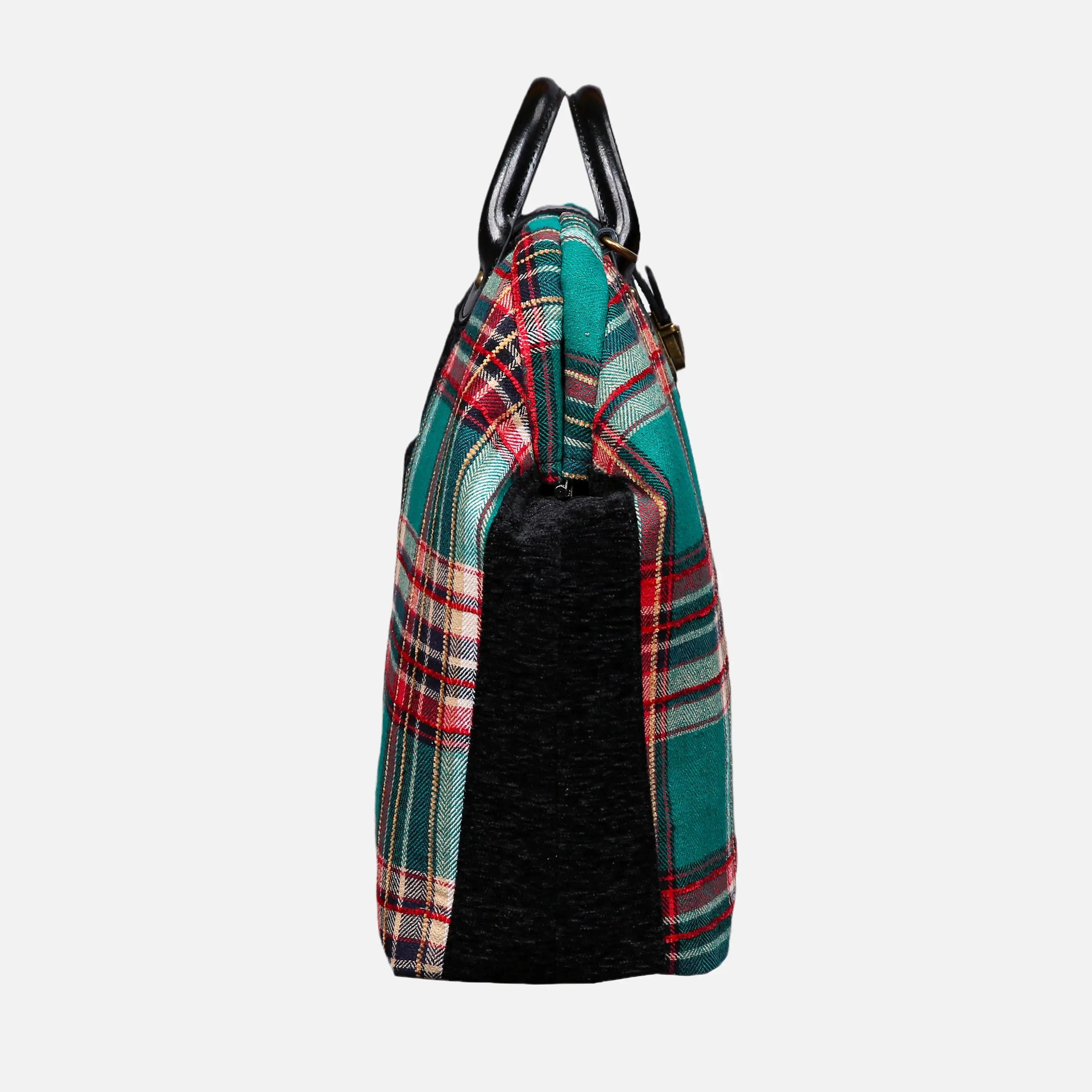 Tartan Stewart Green carpet bag of America side