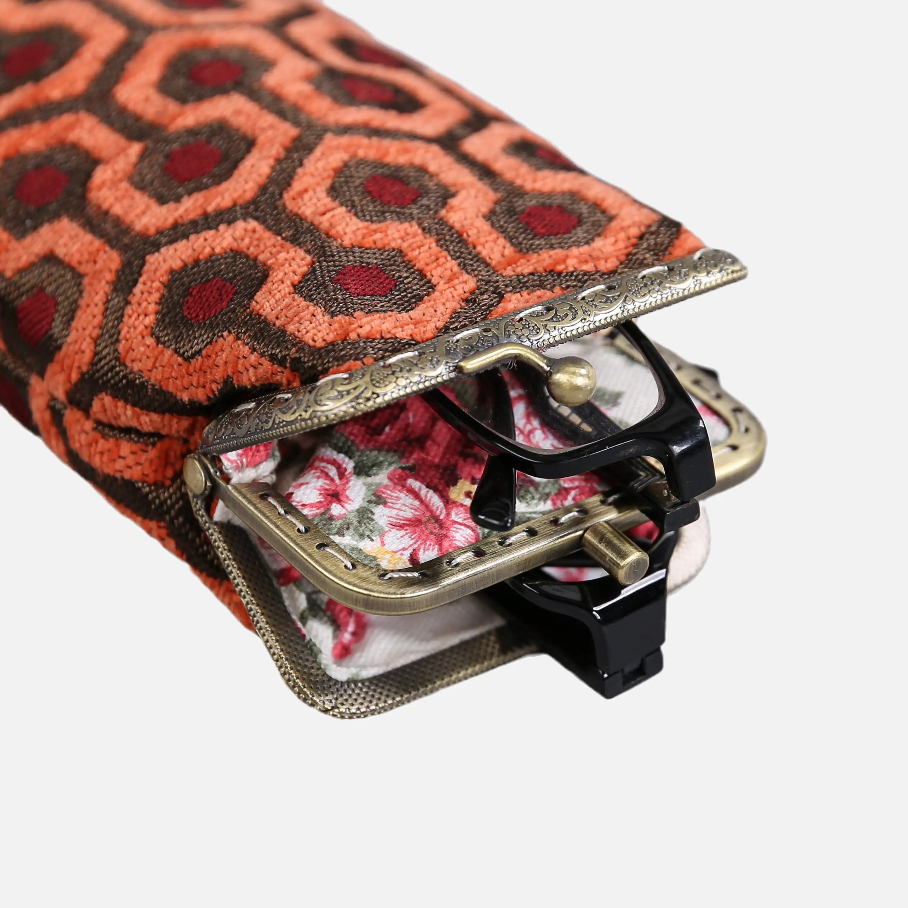 "The Shining" Overlook Hotel Carpet Eyeglasses Case of America details-1