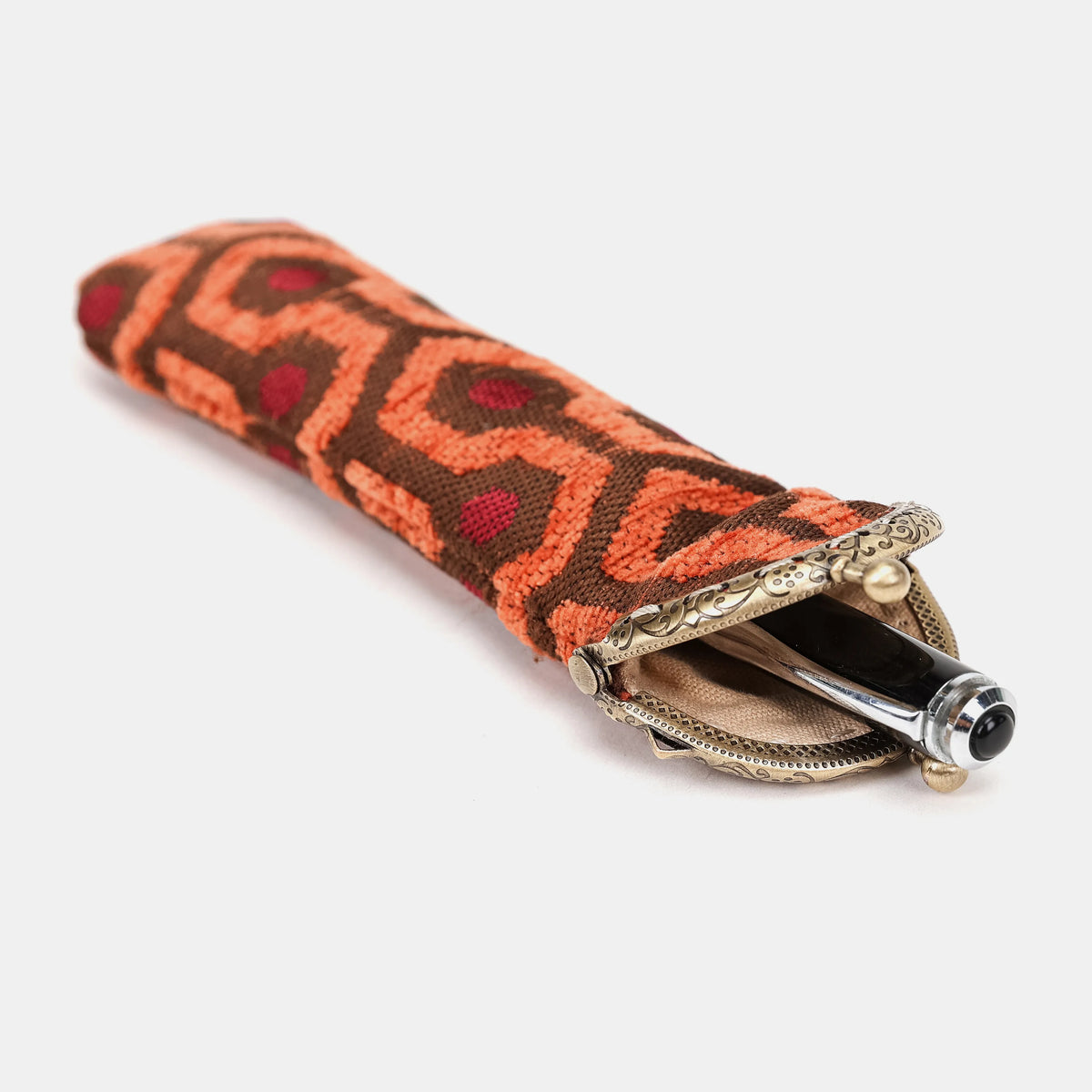 "The Shining" Overlook Hotel Solo Pen Case Carpetbag of America in use