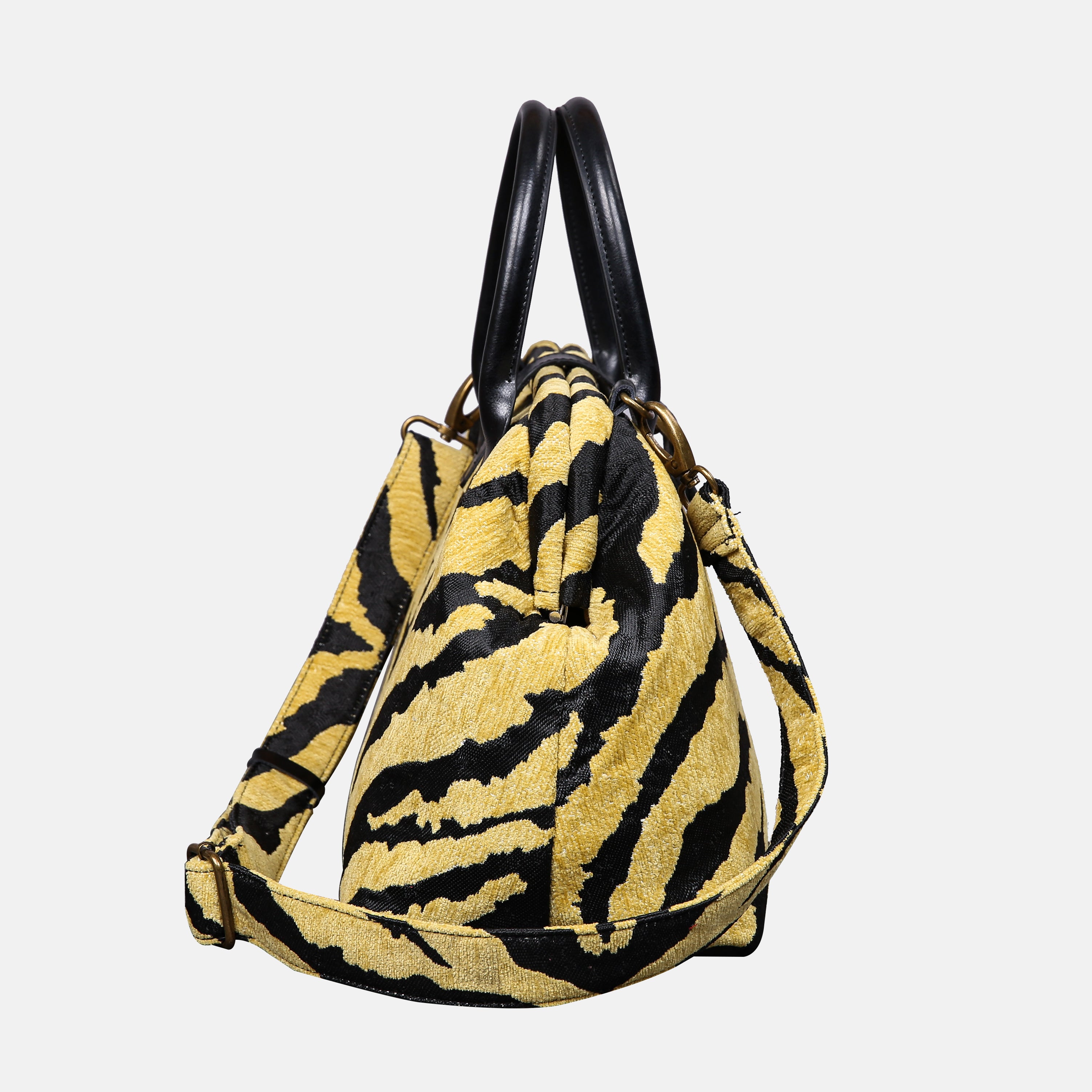 Tiger Stripe Carpet Handbag Purse of America side