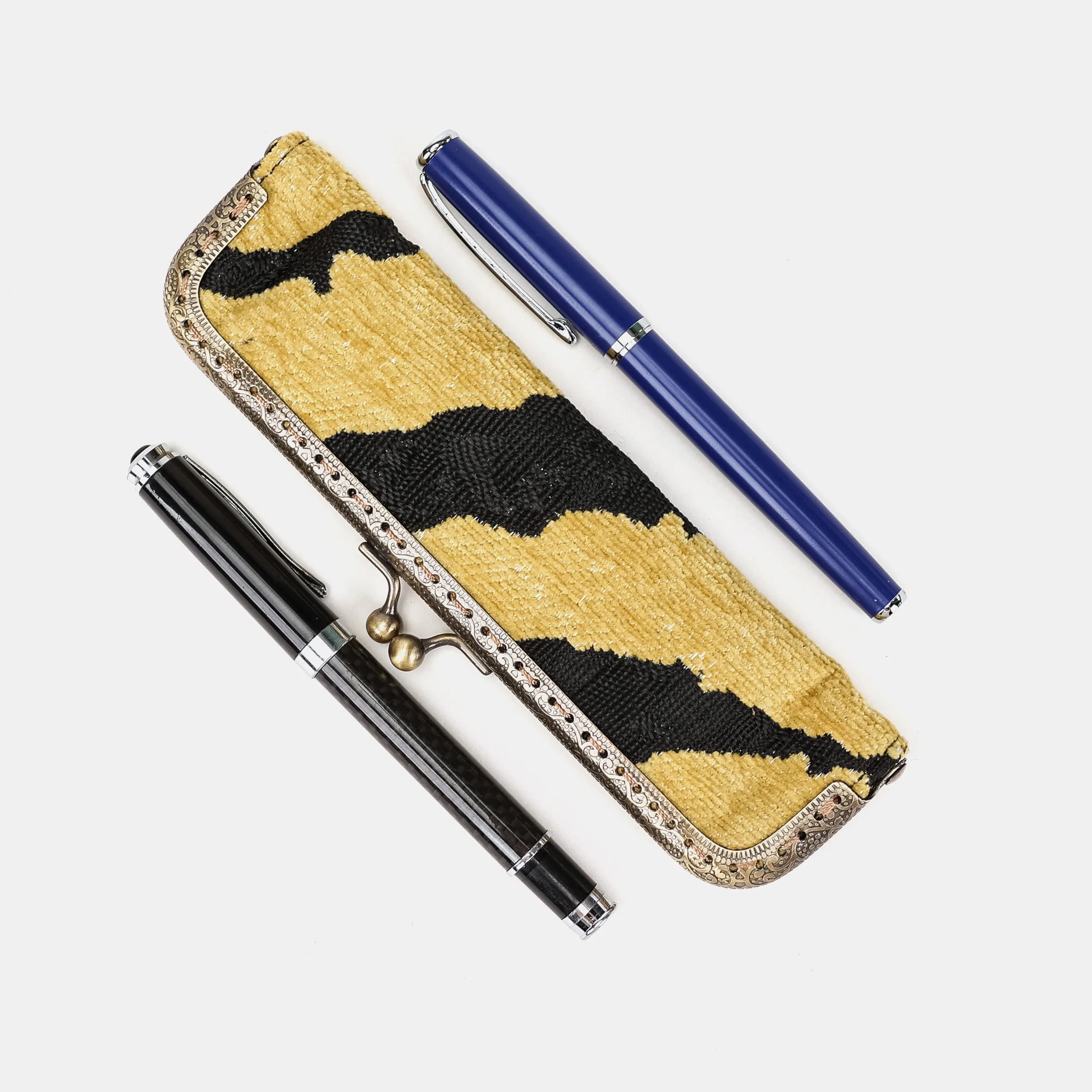 Zebra Daffodil Duo Pen Case Carpetbag of America side