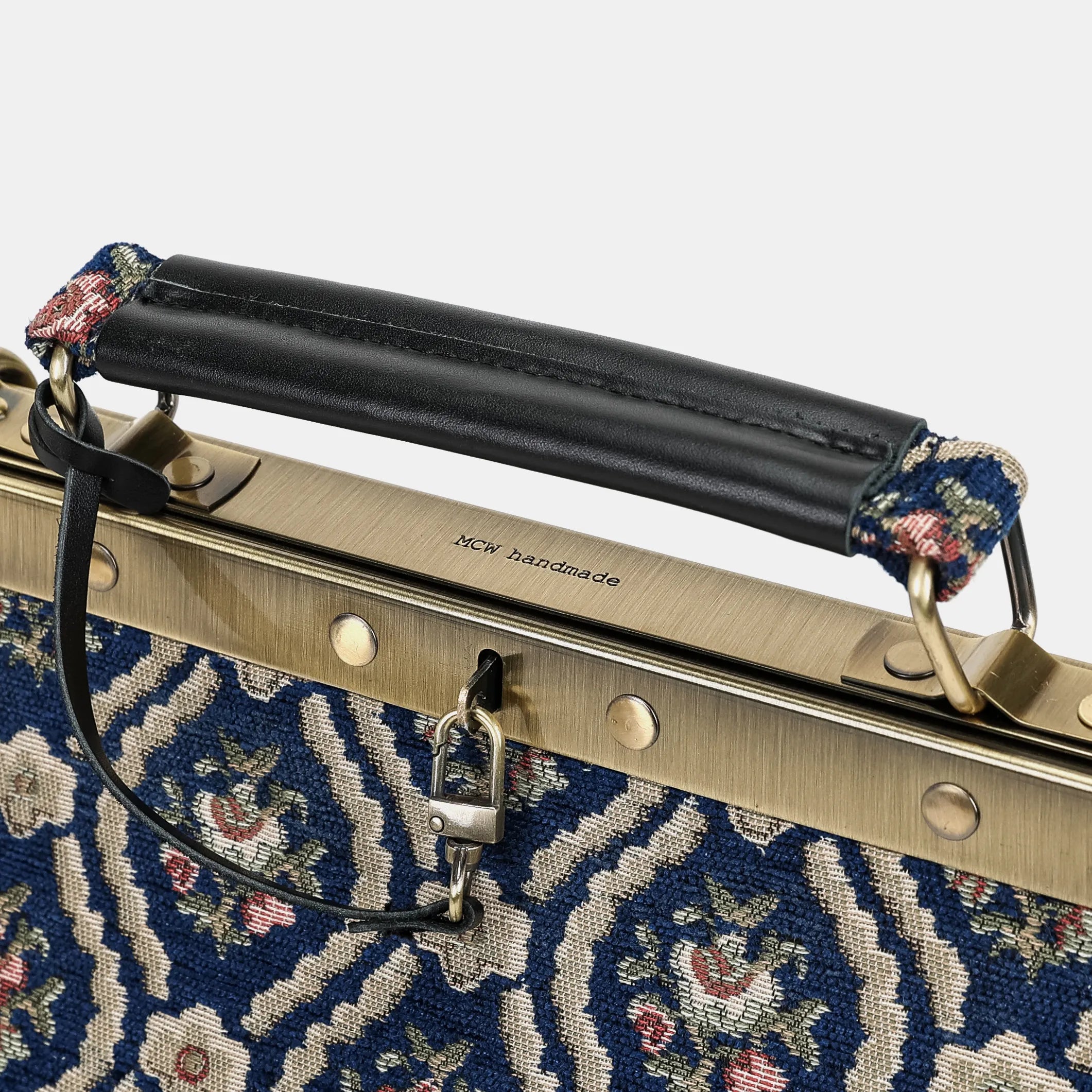 Traditional Blue Cecile Carpet Purse Gladstone Bag of America logo
