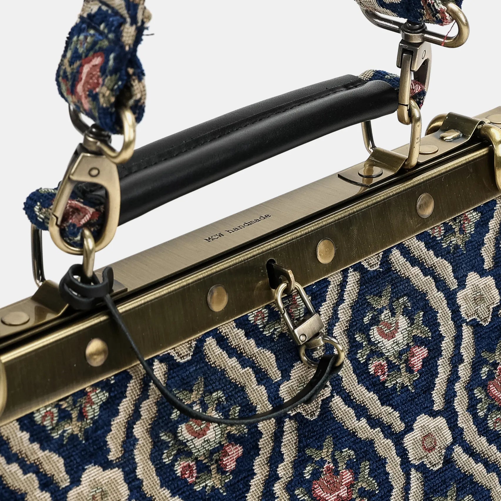 Traditional Blue Cecile Carpet Purse Gladstone Bag of America handle
