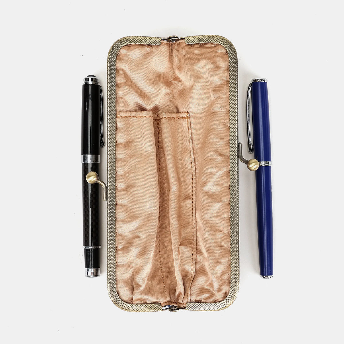 Traditional Blue Duo Pen Case Carpetbag of America inside