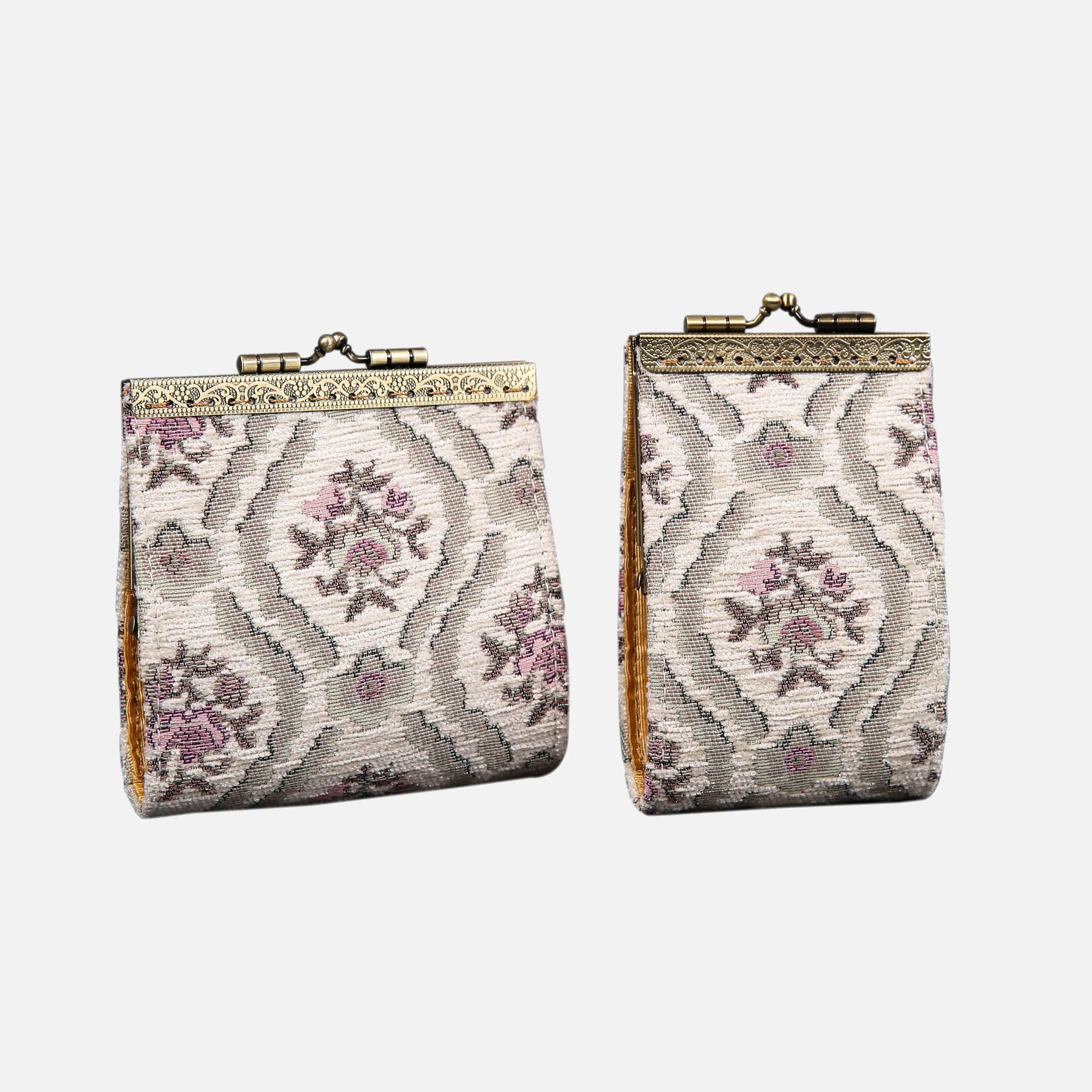 Traditional Cream Card Wallet of America main