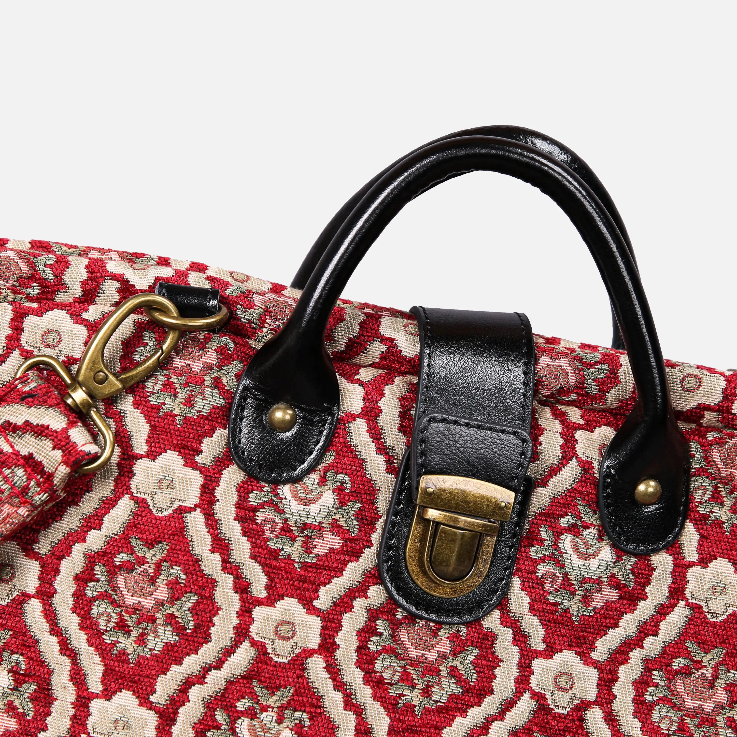 Traditional Red carpet bag of America handle