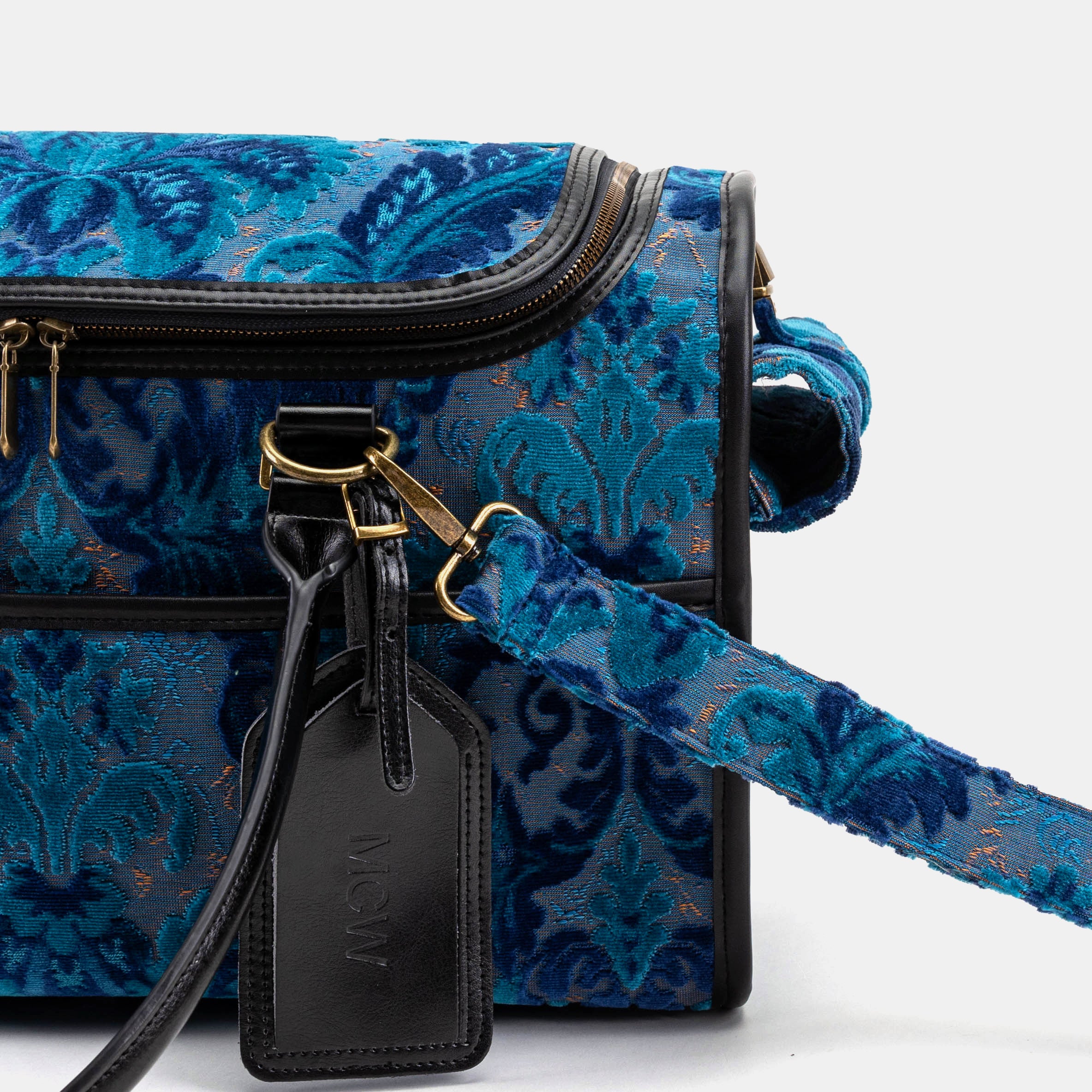 Travel Dog Carrier Burnout Velvet Revival Aqua of America tag