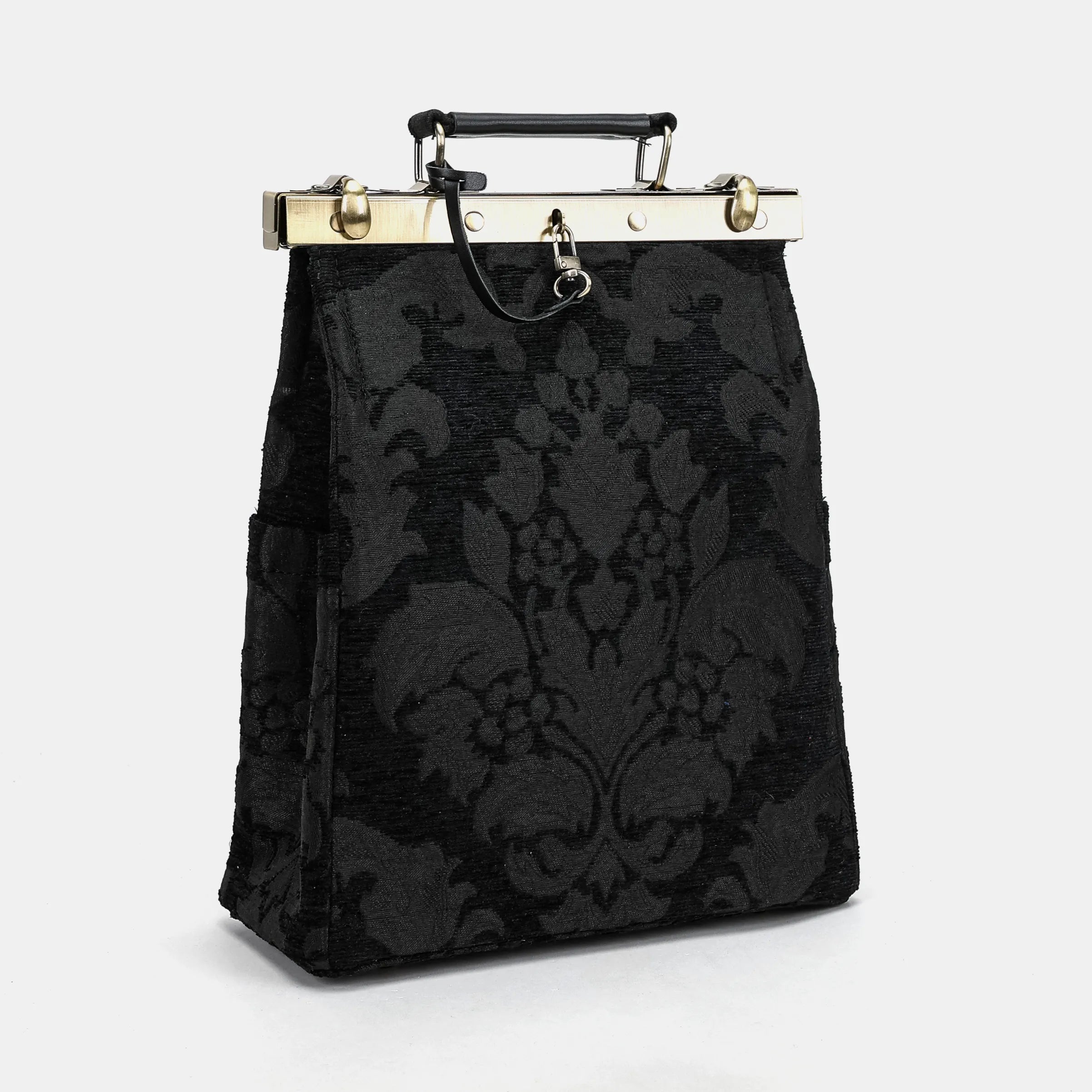 Victorian Blossom black/black Helena Carpet Gladstone Backpack of America side